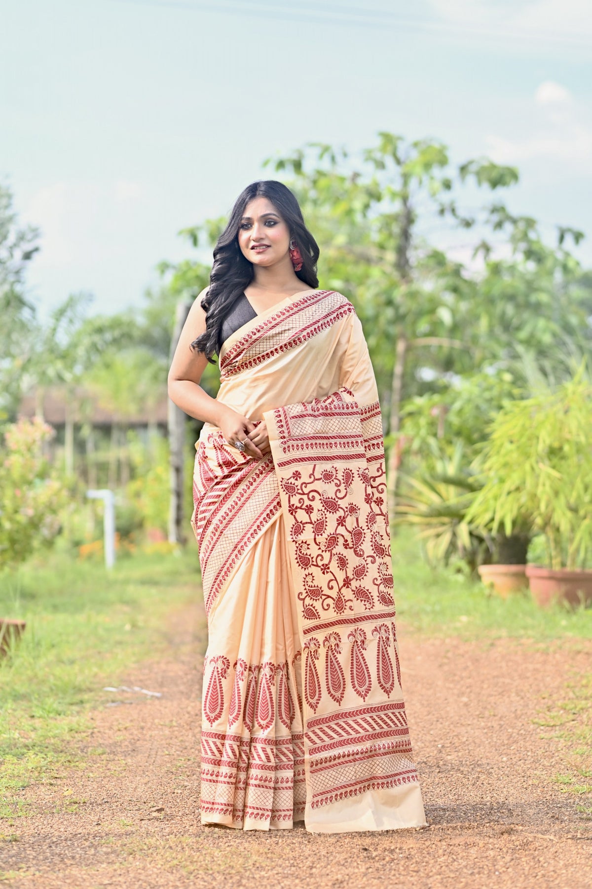 SARVESHWARI BISHNUPURI SILK KANTHA SAREE