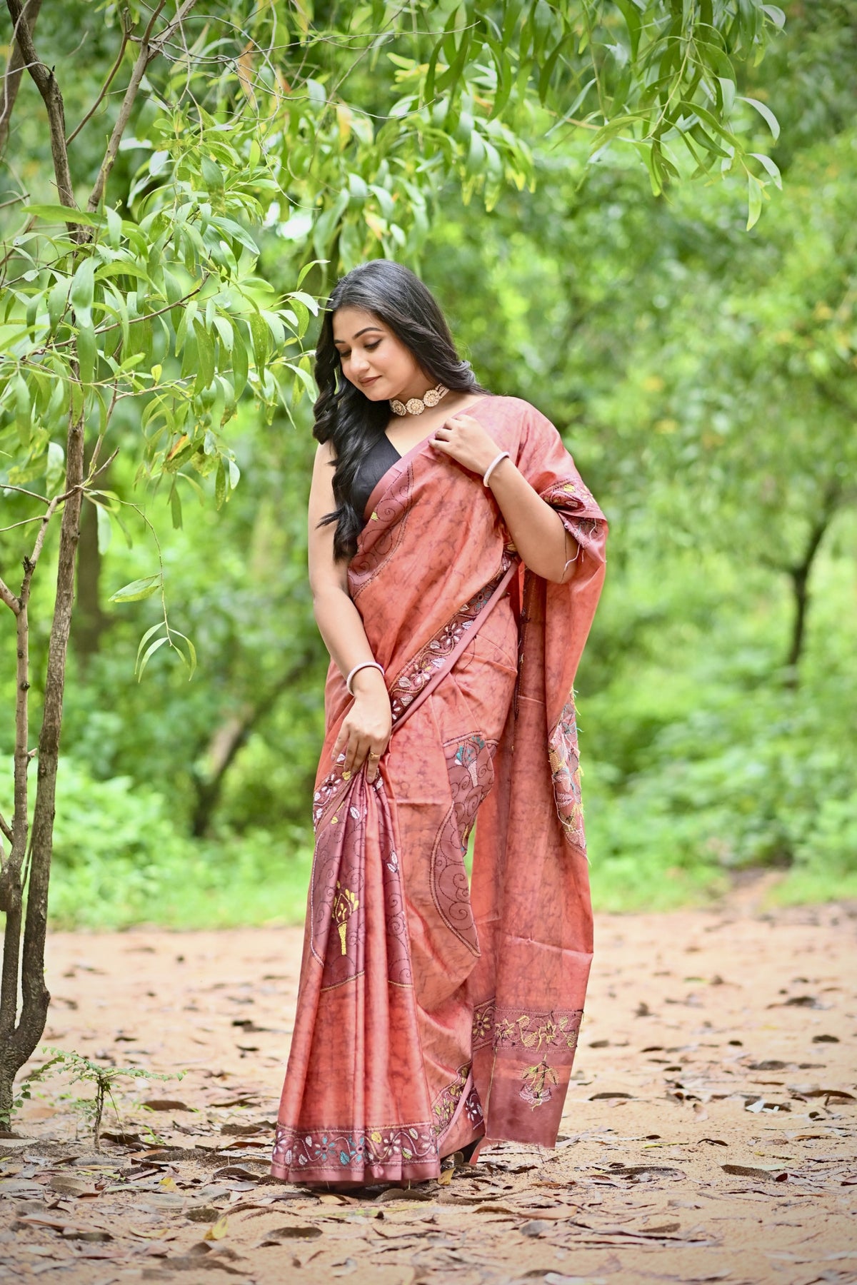 JAYA BLENDED SILK KANTHA SAREE