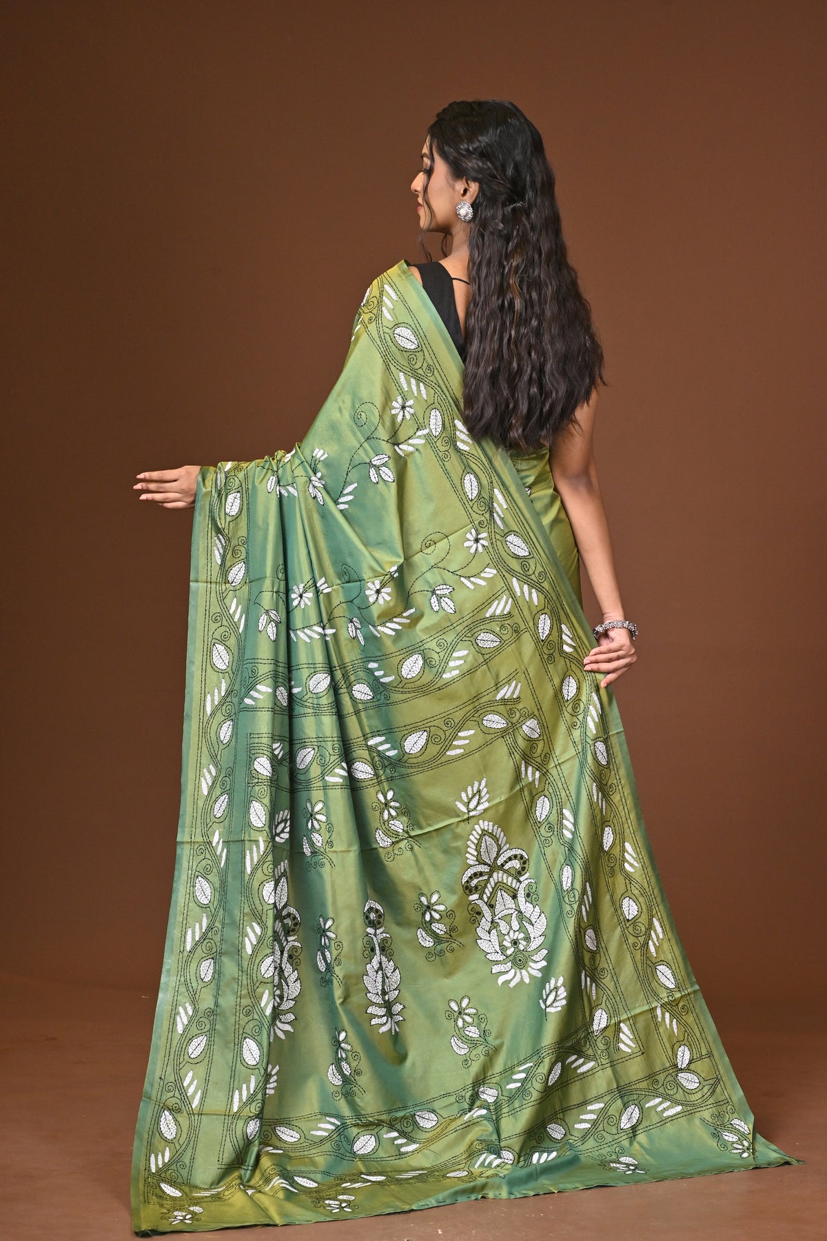 Blended Silk Kantha Stitch Saree Green