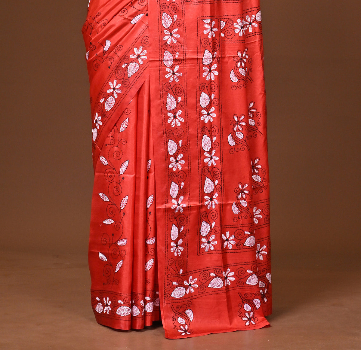 Blended Silk Kantha Stitch Saree Red