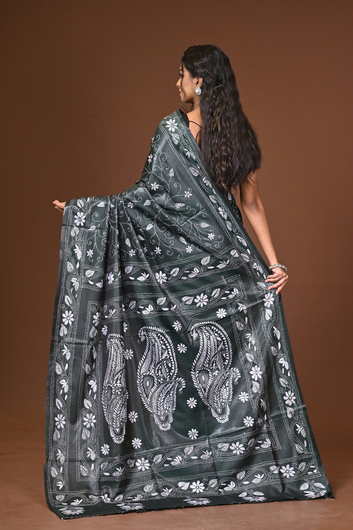 Blended Silk Kantha Stitch Saree Green
