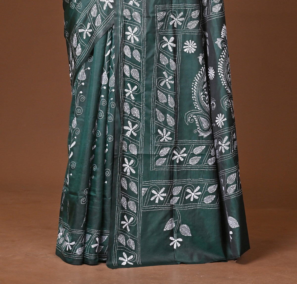 Blended Silk Kantha Stitch Saree Green