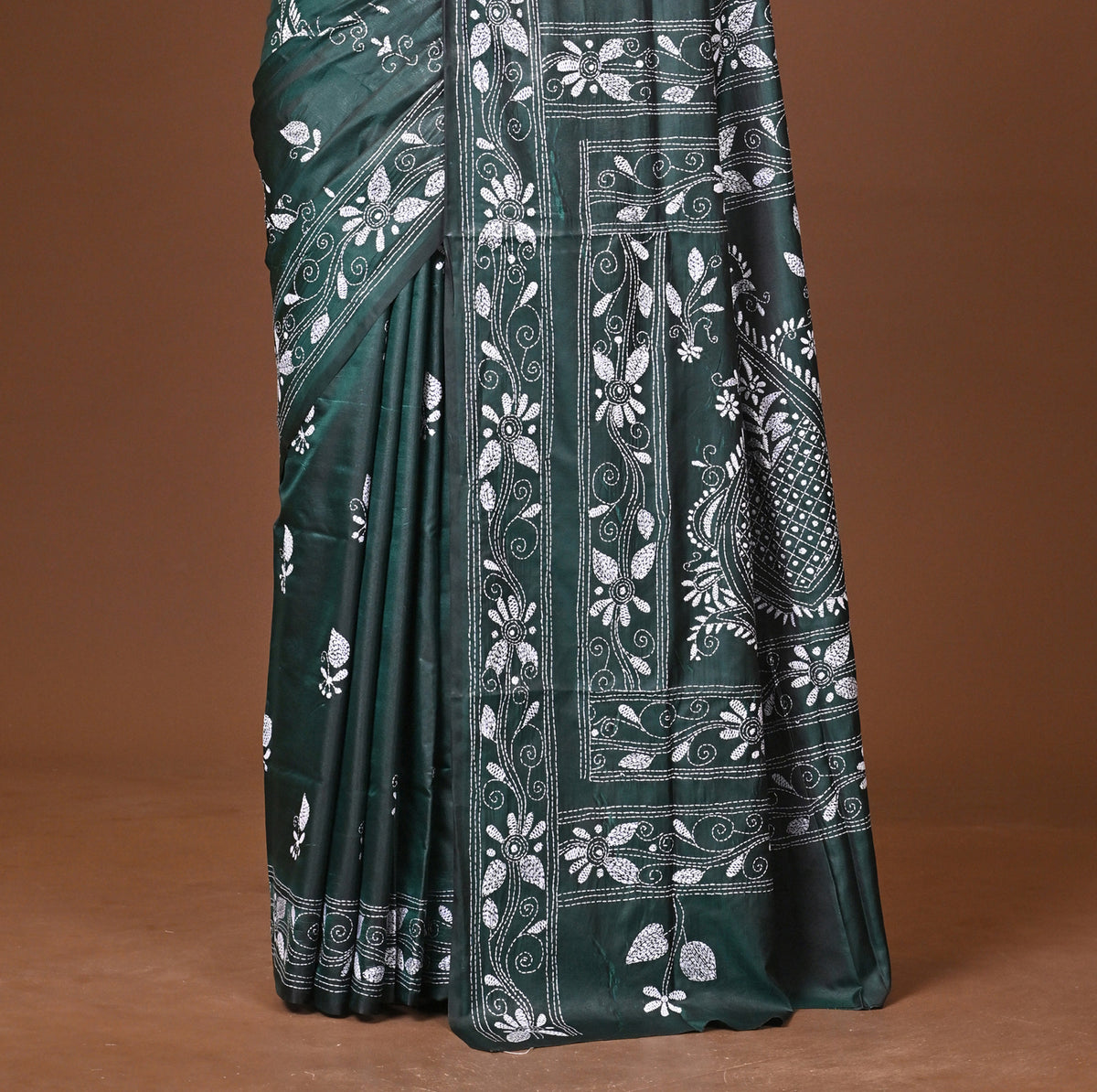 Blended Silk Kantha Stitch Saree Green