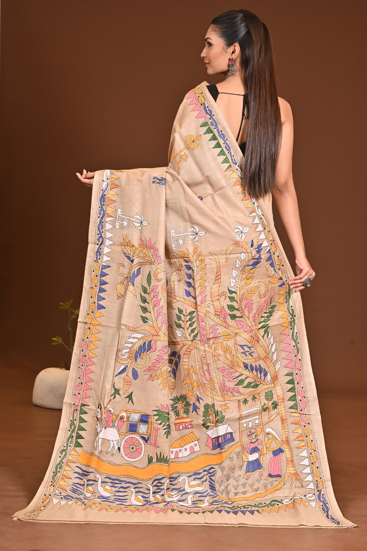 GACHI SILK HANDCRAFTED KANTHA SAREE