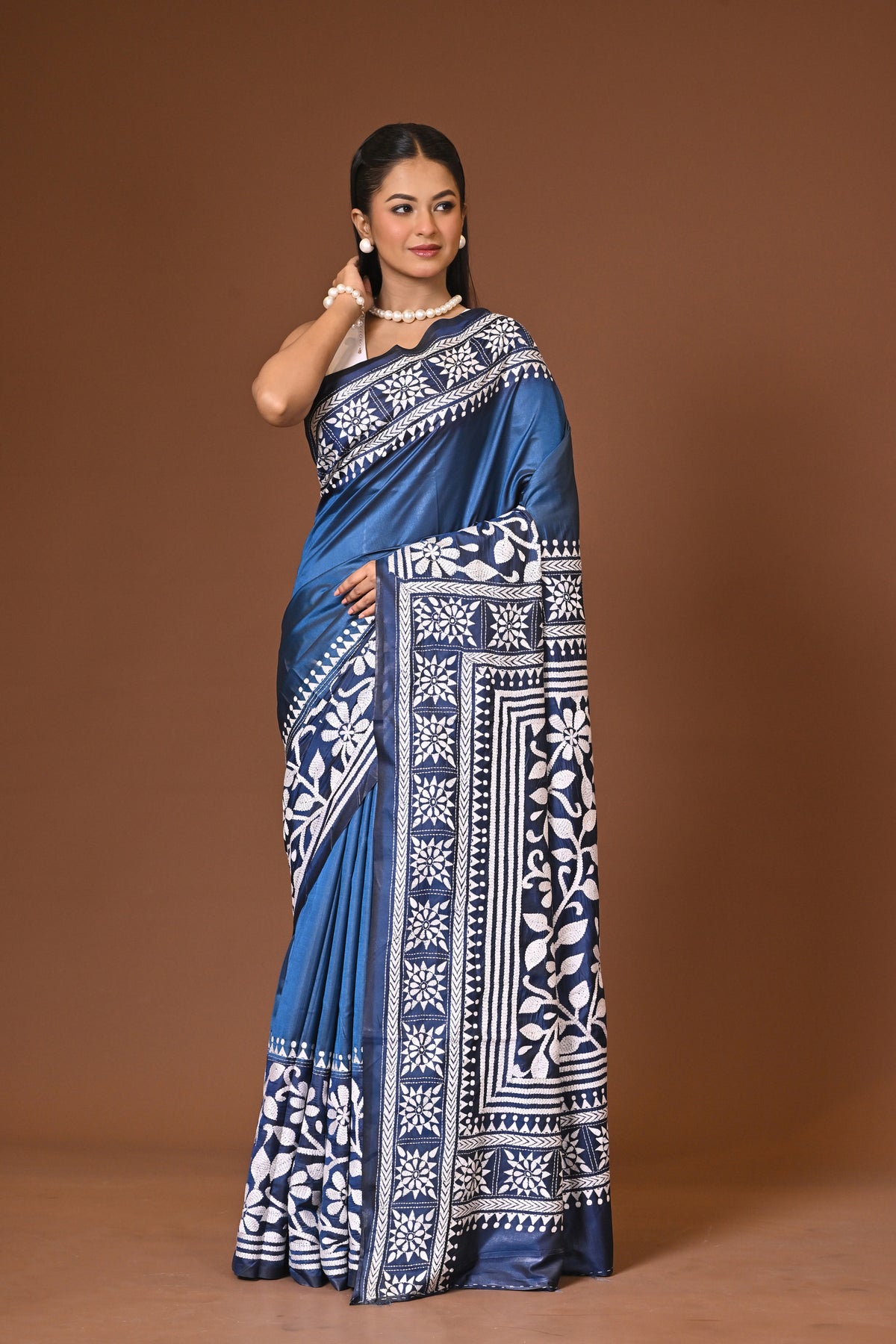 Blended Silk Kantha Stitch Saree Navy Blue