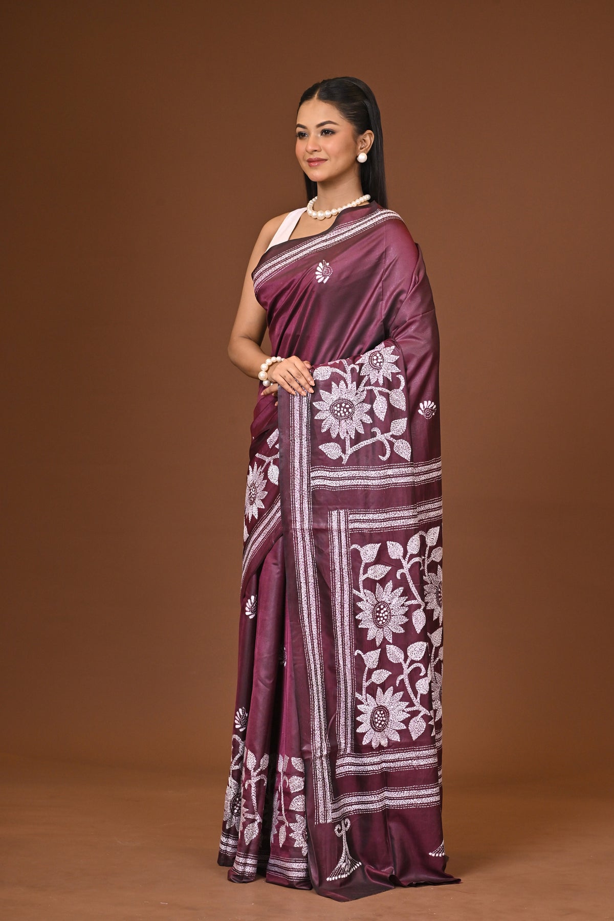 ব্লেন্ডেড সিল্ক কাঁথা স্টিচ শাড়ি বেগুনি