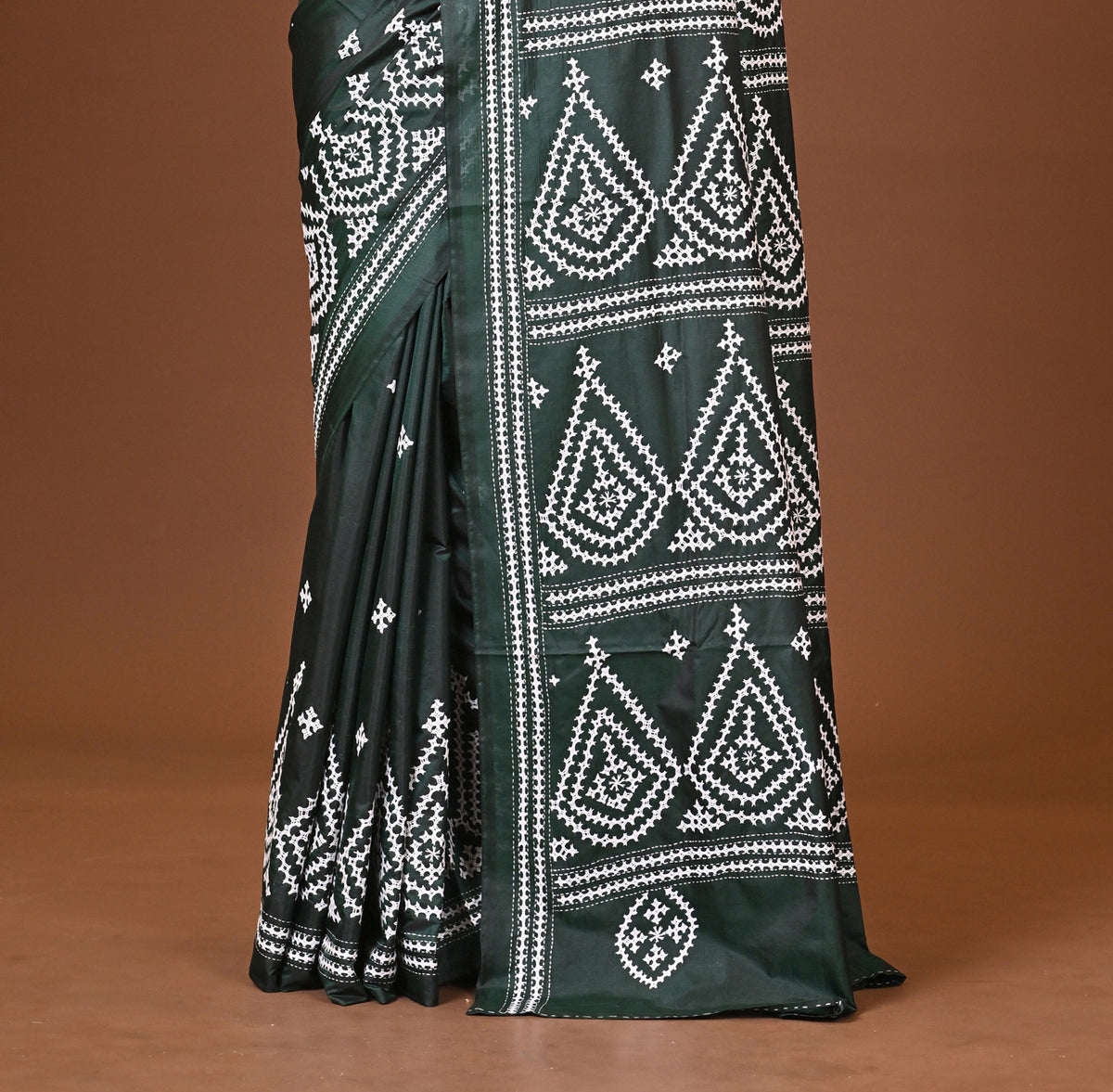 Blended Silk Kantha Stitch Saree Bottle Green