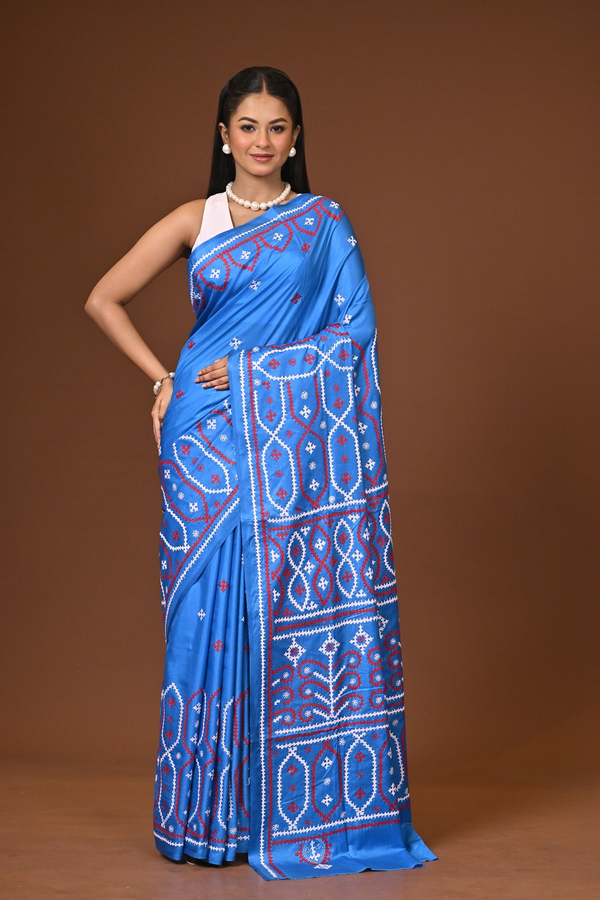 মিশ্র সিল্ক কাঁথা স্টিচ শাড়ি নীল
