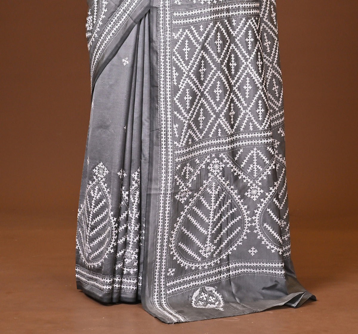 Blended Silk Kantha Stitch Saree Grey