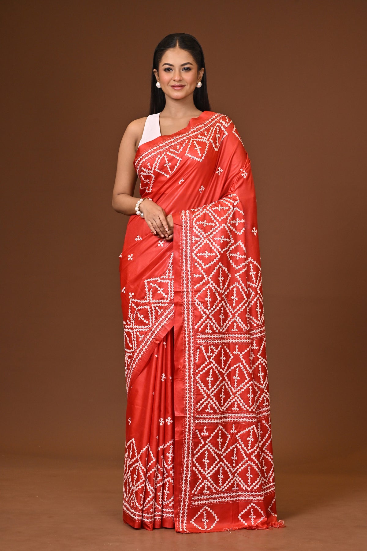 ব্লেন্ডেড সিল্ক কাঁথা স্টিচ শাড়ি লাল