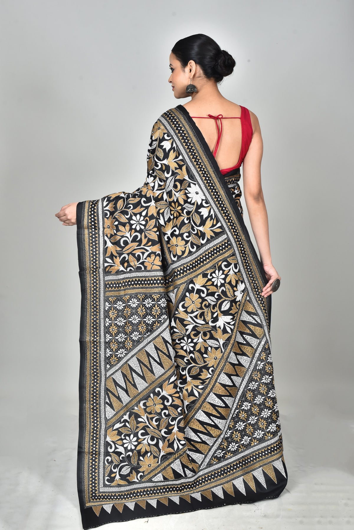 BANGALORE SILK KANTHA SAREE