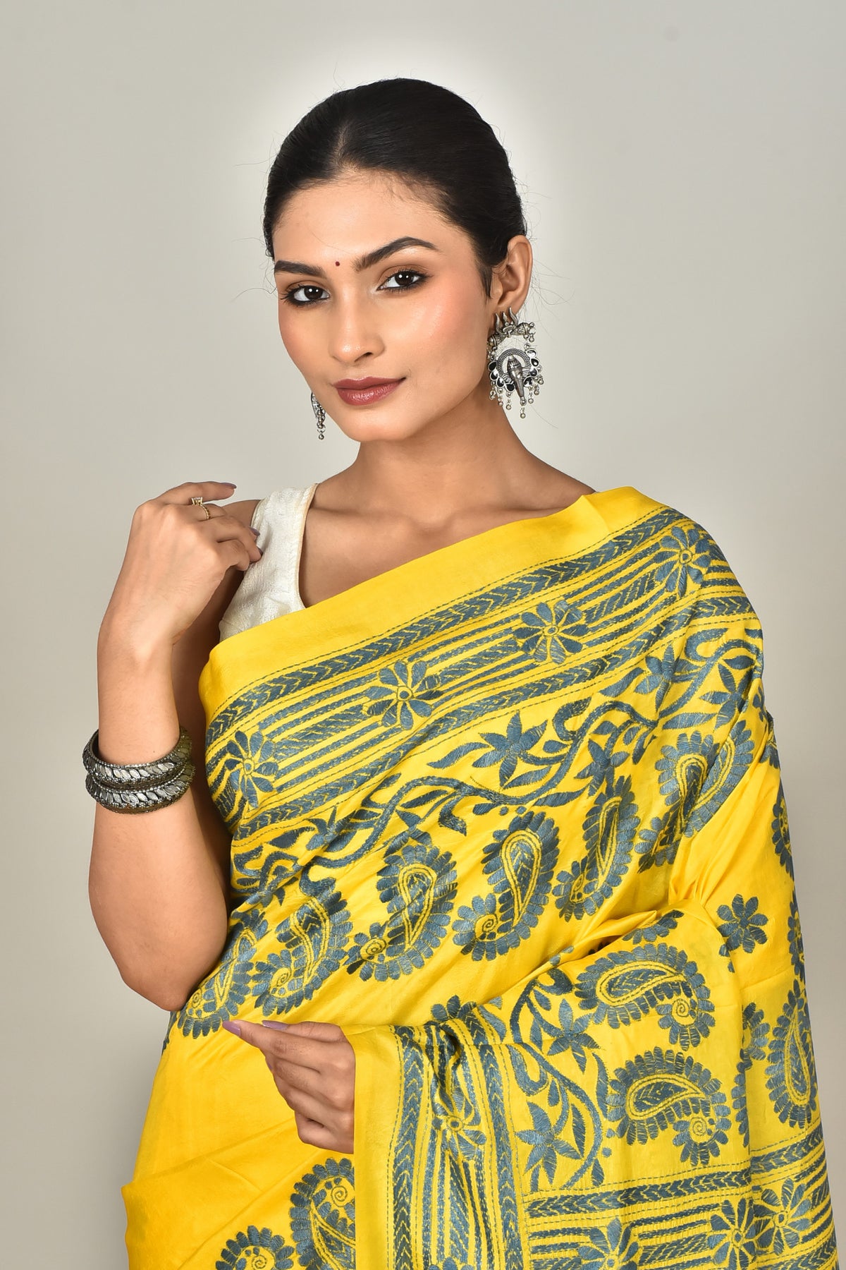 BANGALORE SILK KANTHA SAREE