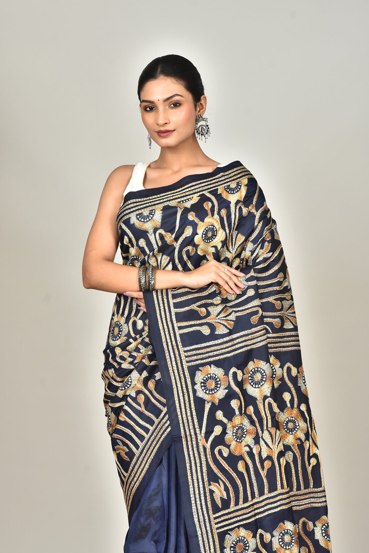 BANGALORE SILK KANTHA SAREE
