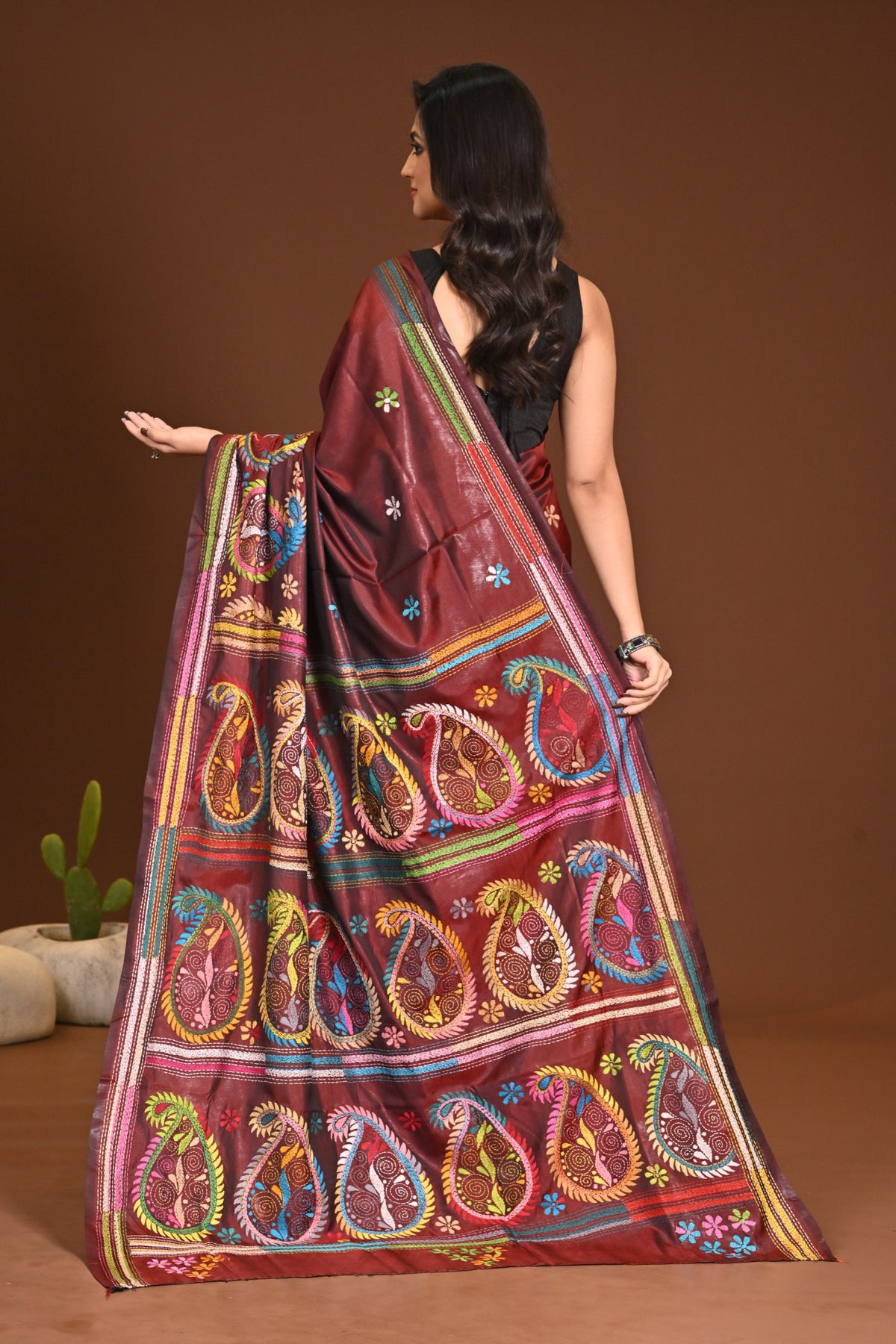 BLENDED SILK KANTHA SAREE