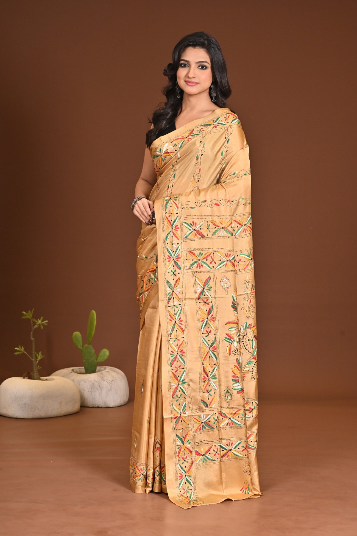BLENDED SILK KANTHA SAREE