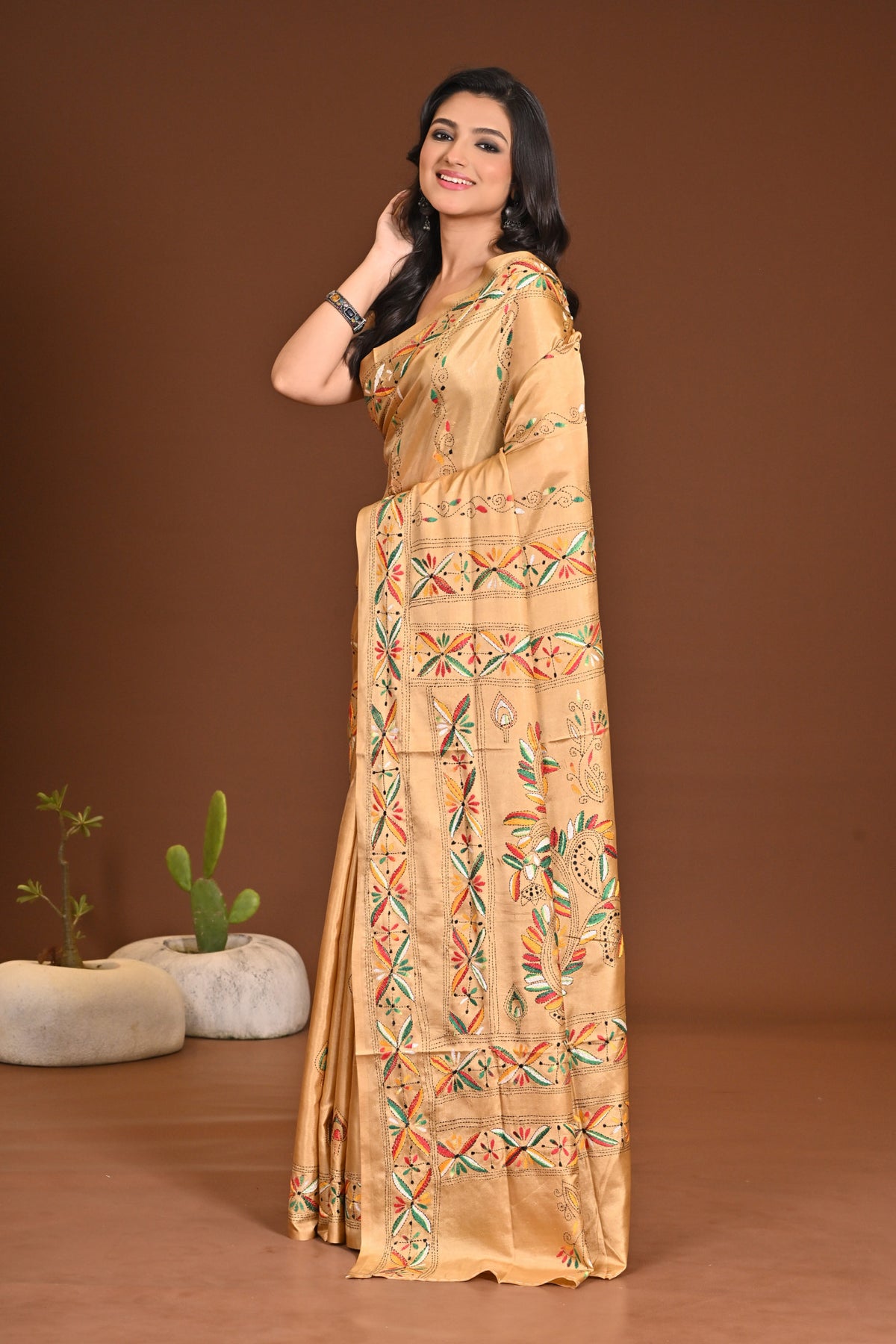 BLENDED SILK KANTHA SAREE
