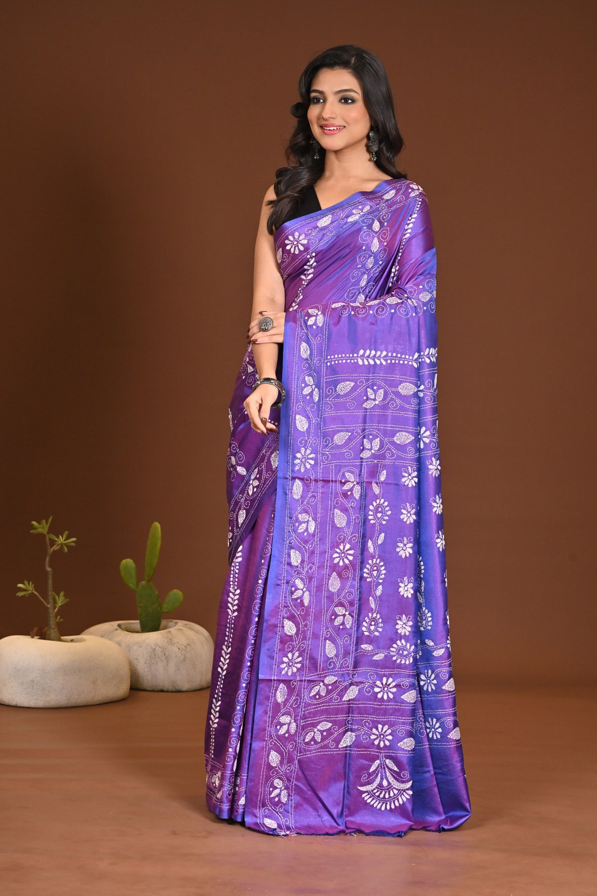 BLENDED SILK KANTHA SAREE