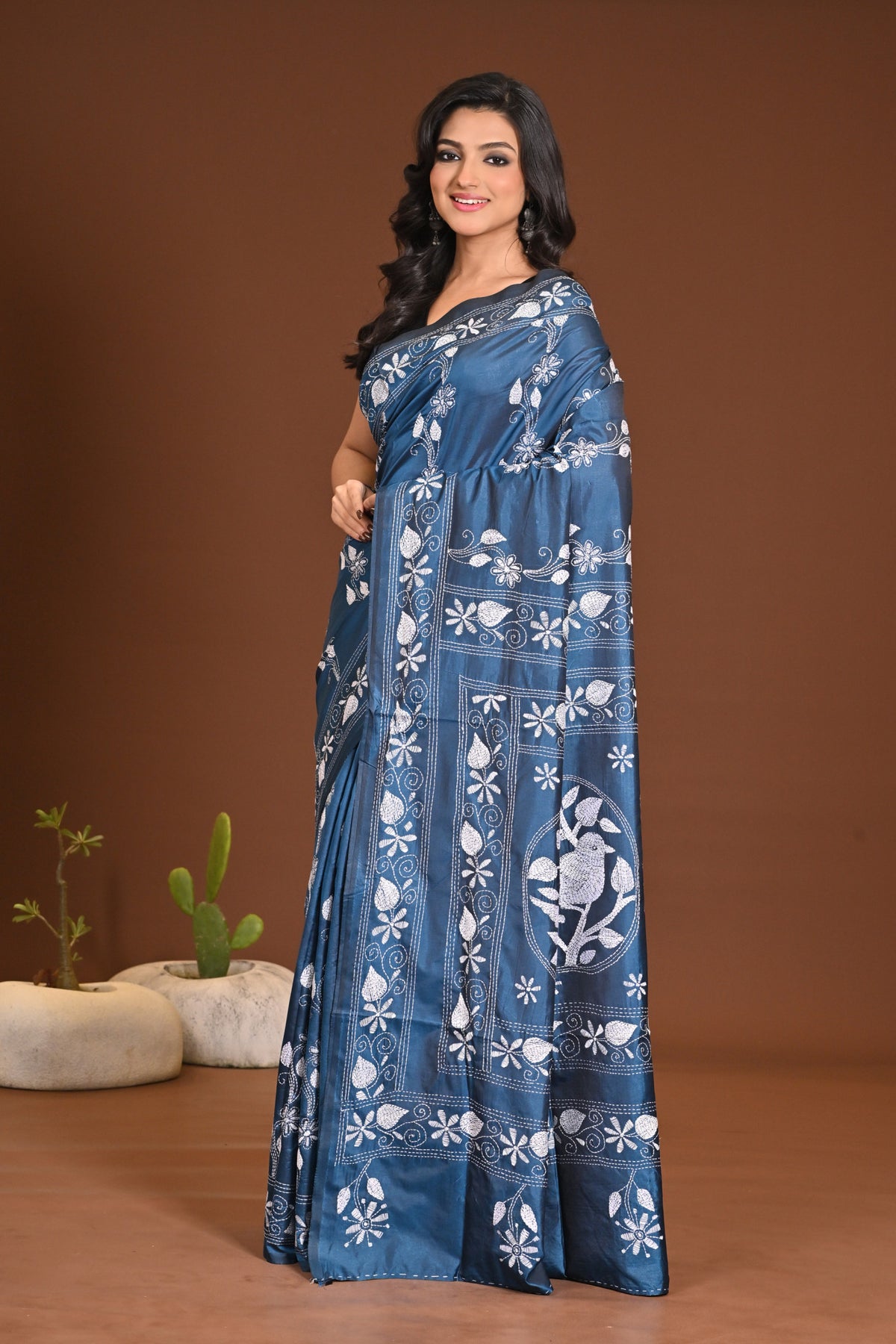 BLENDED SILK KANTHA SAREE