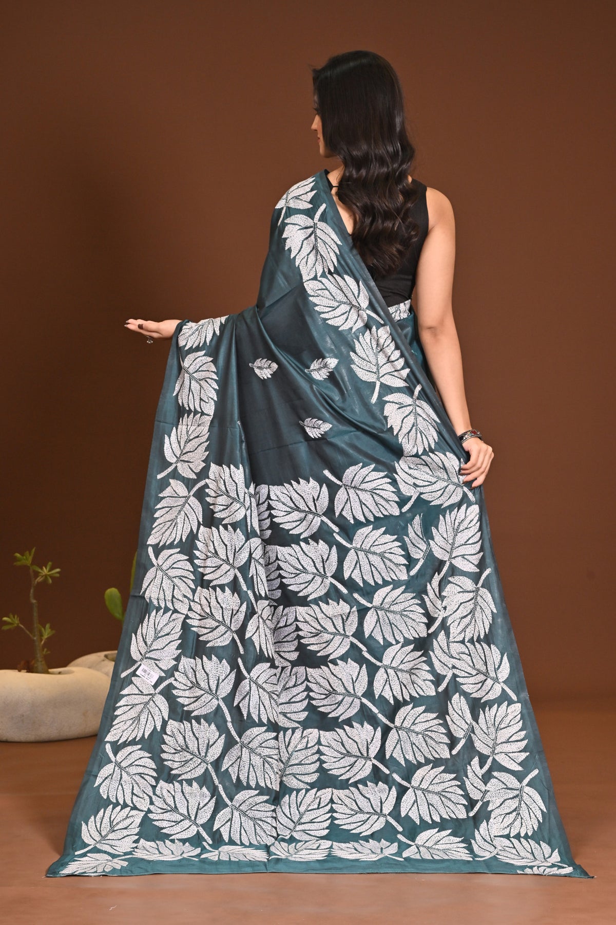 BLENDED SILK KANTHA SAREE