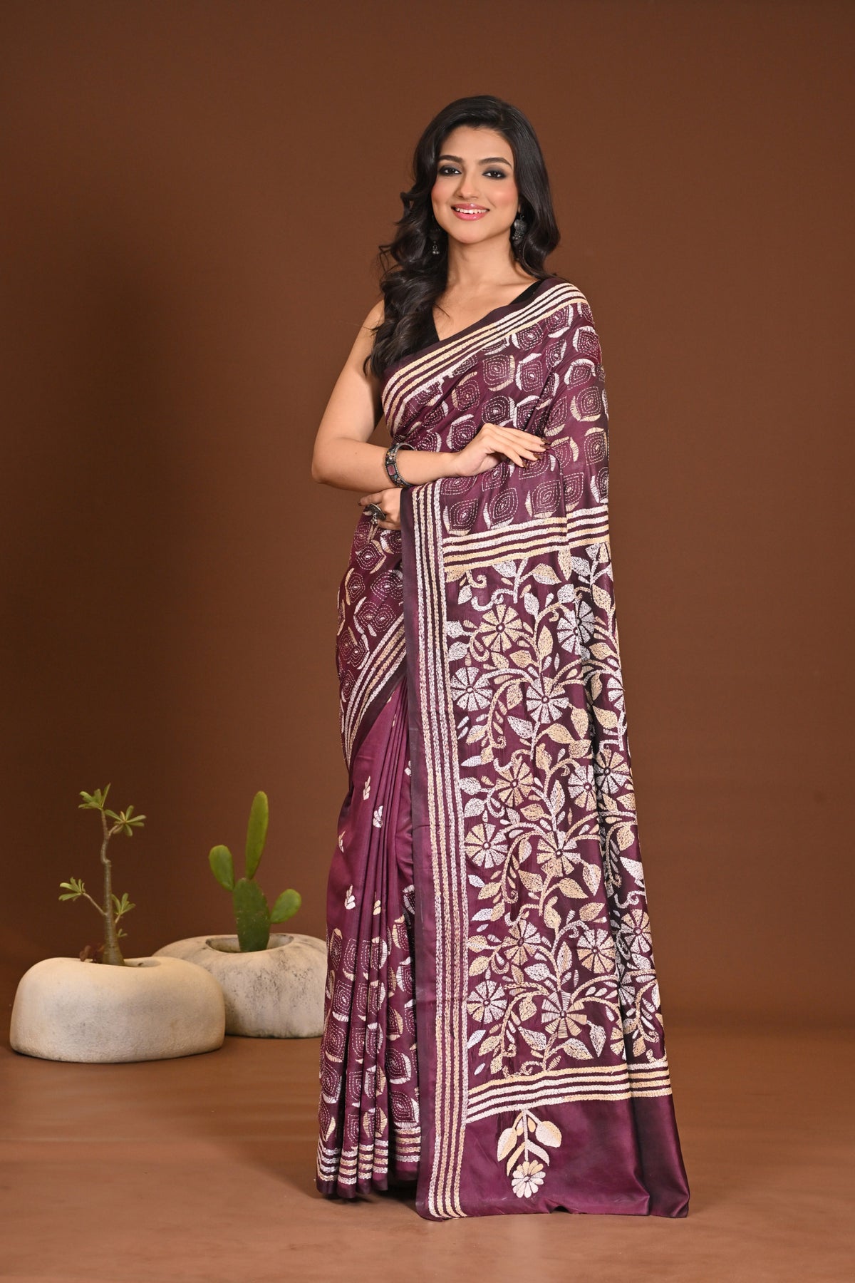 BLENDED SILK KANTHA SAREE