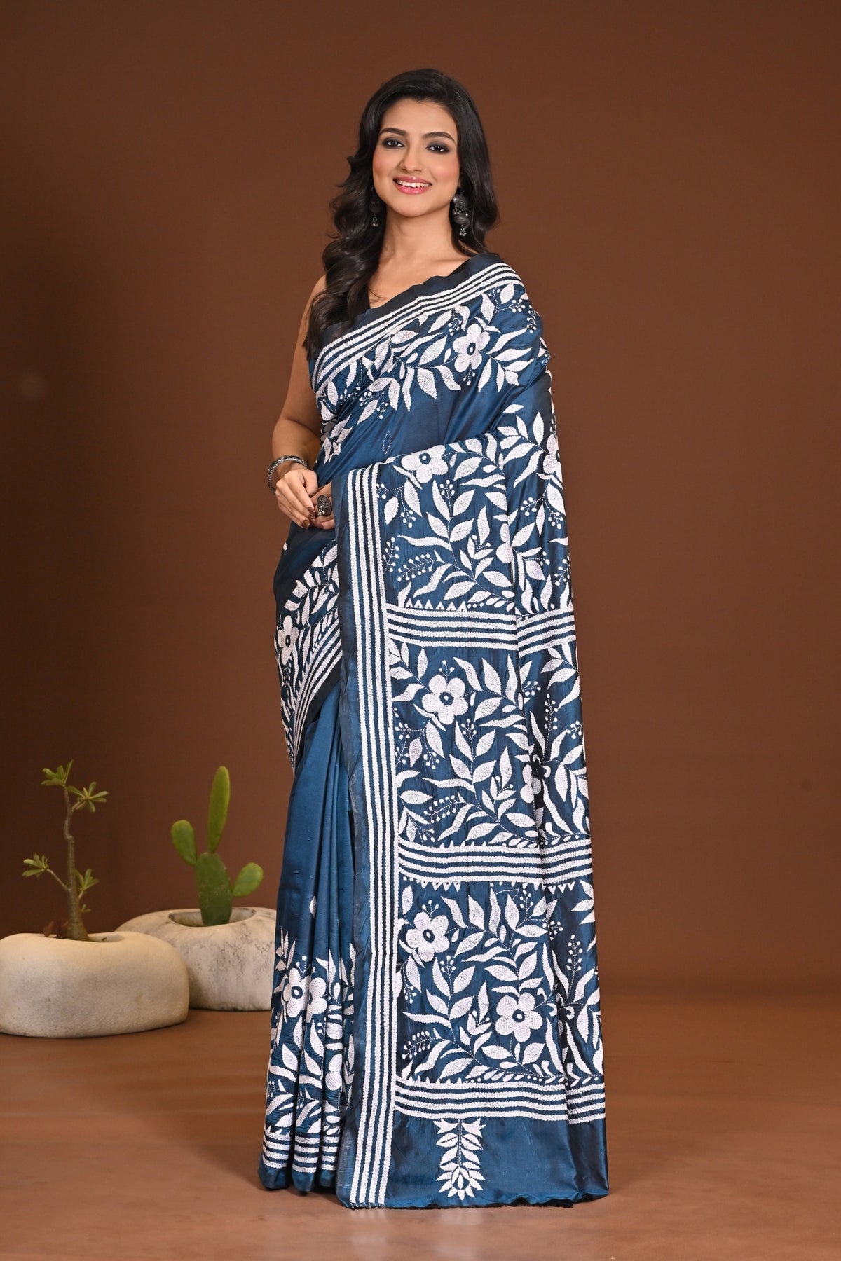 BLENDED SILK KANTHA SAREE