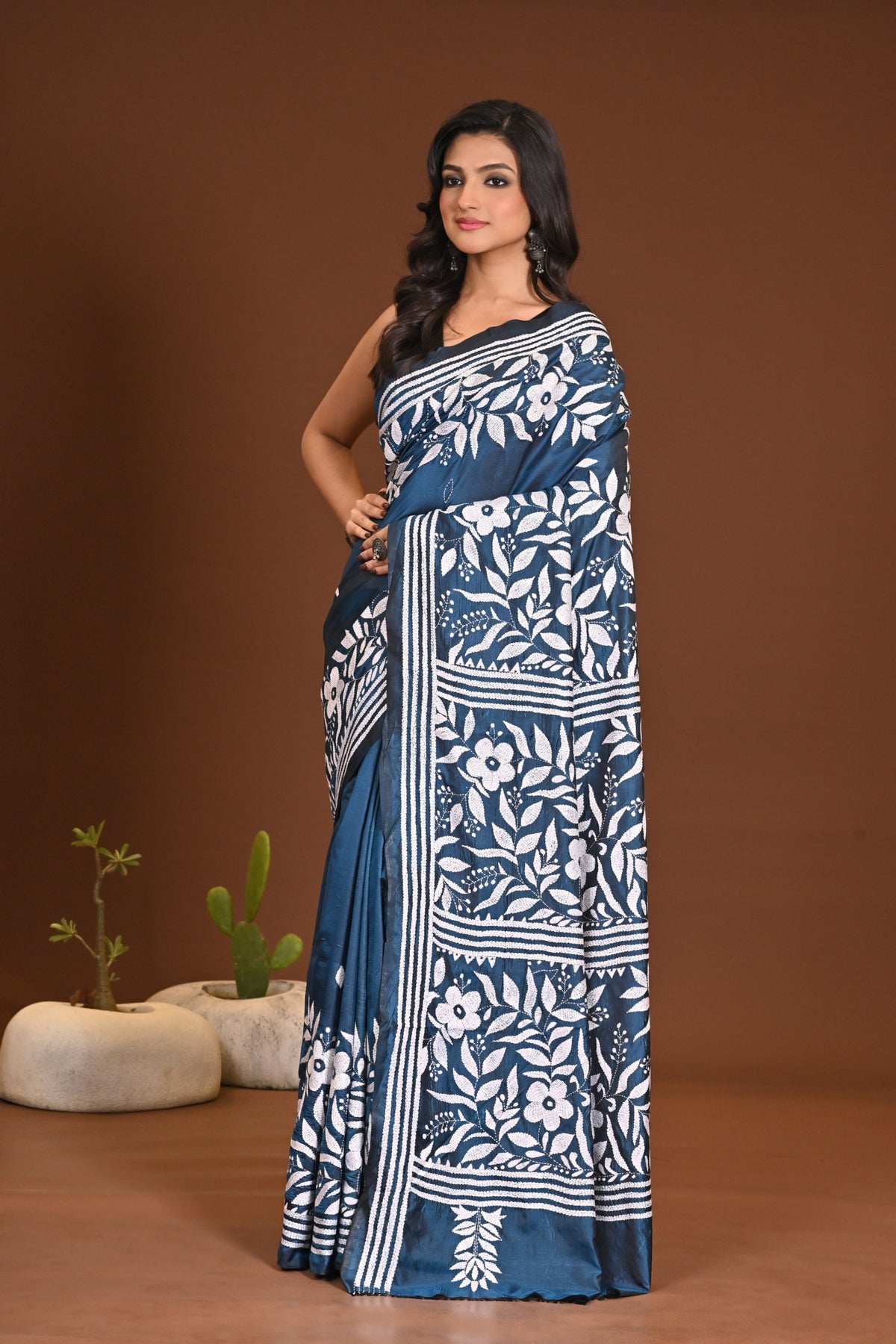 BLENDED SILK KANTHA SAREE