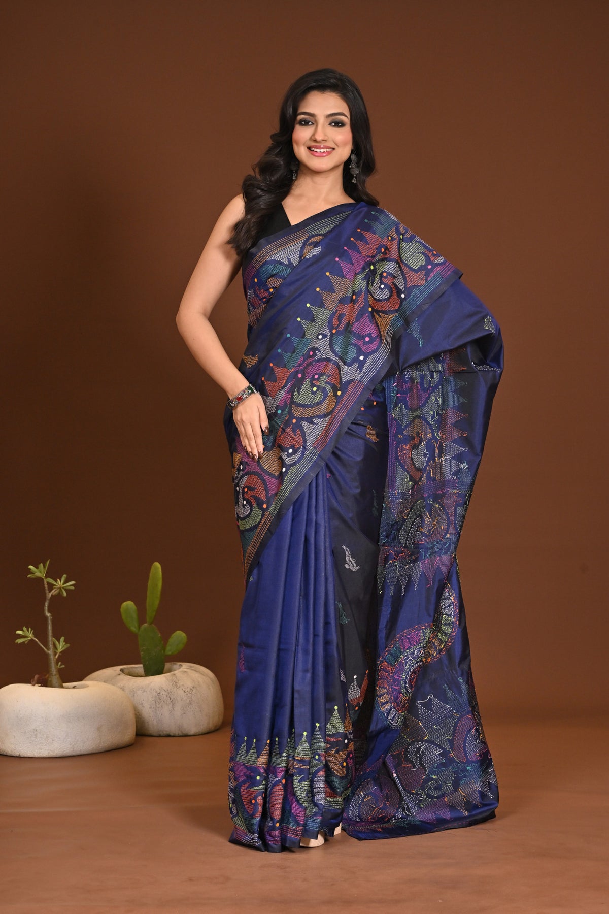 BLENDED SILK KANTHA SAREE