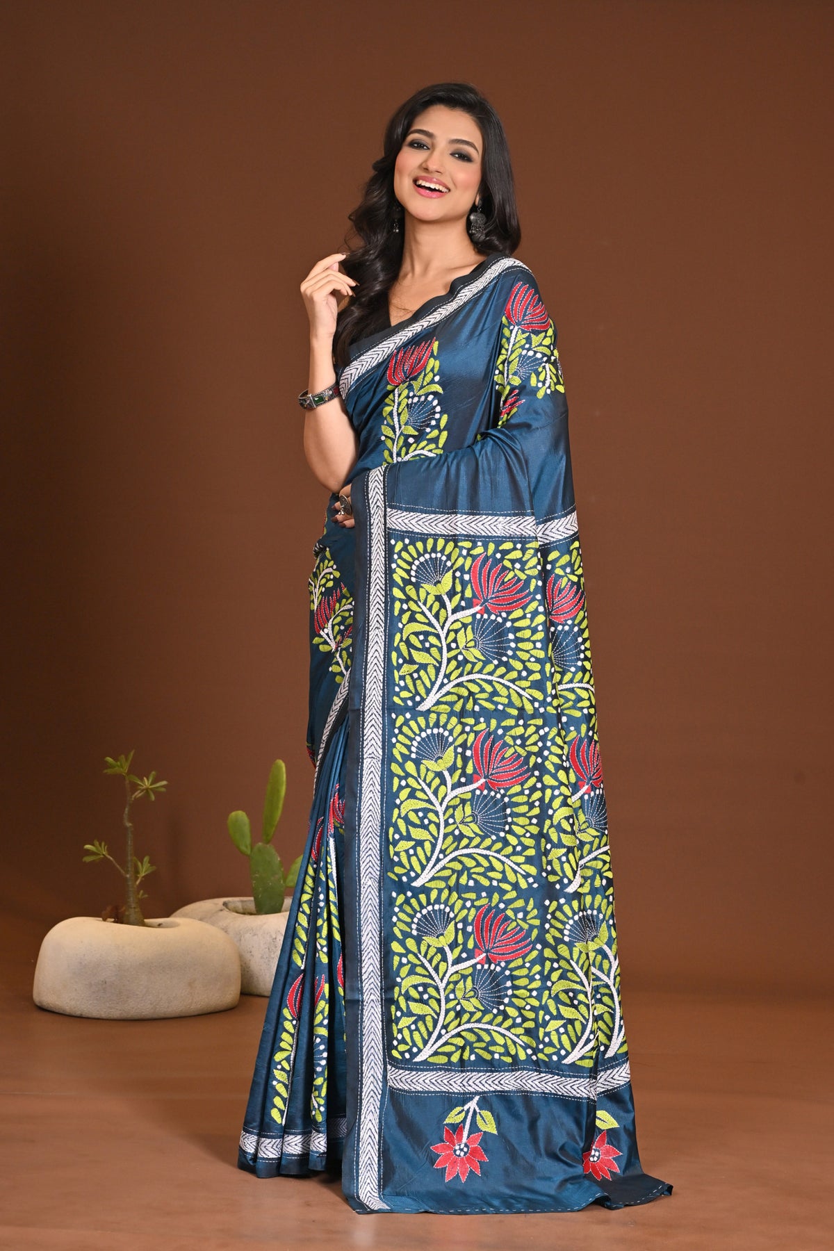 BLENDED SILK KANTHA SAREE