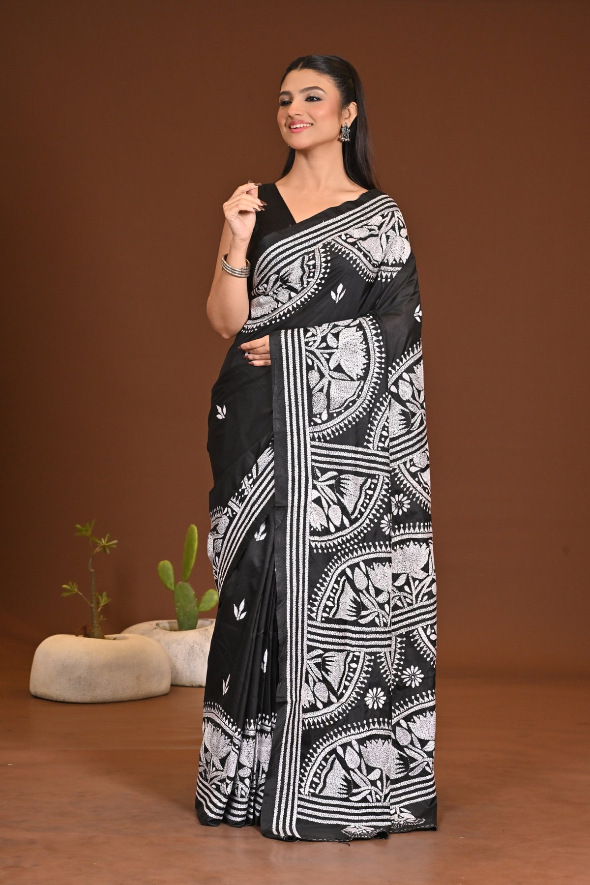 BLENDED SILK KANTHA SAREE