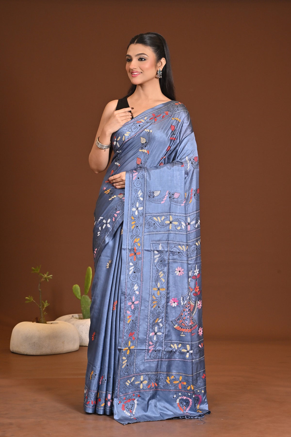 BLENDED SILK KANTHA SAREE