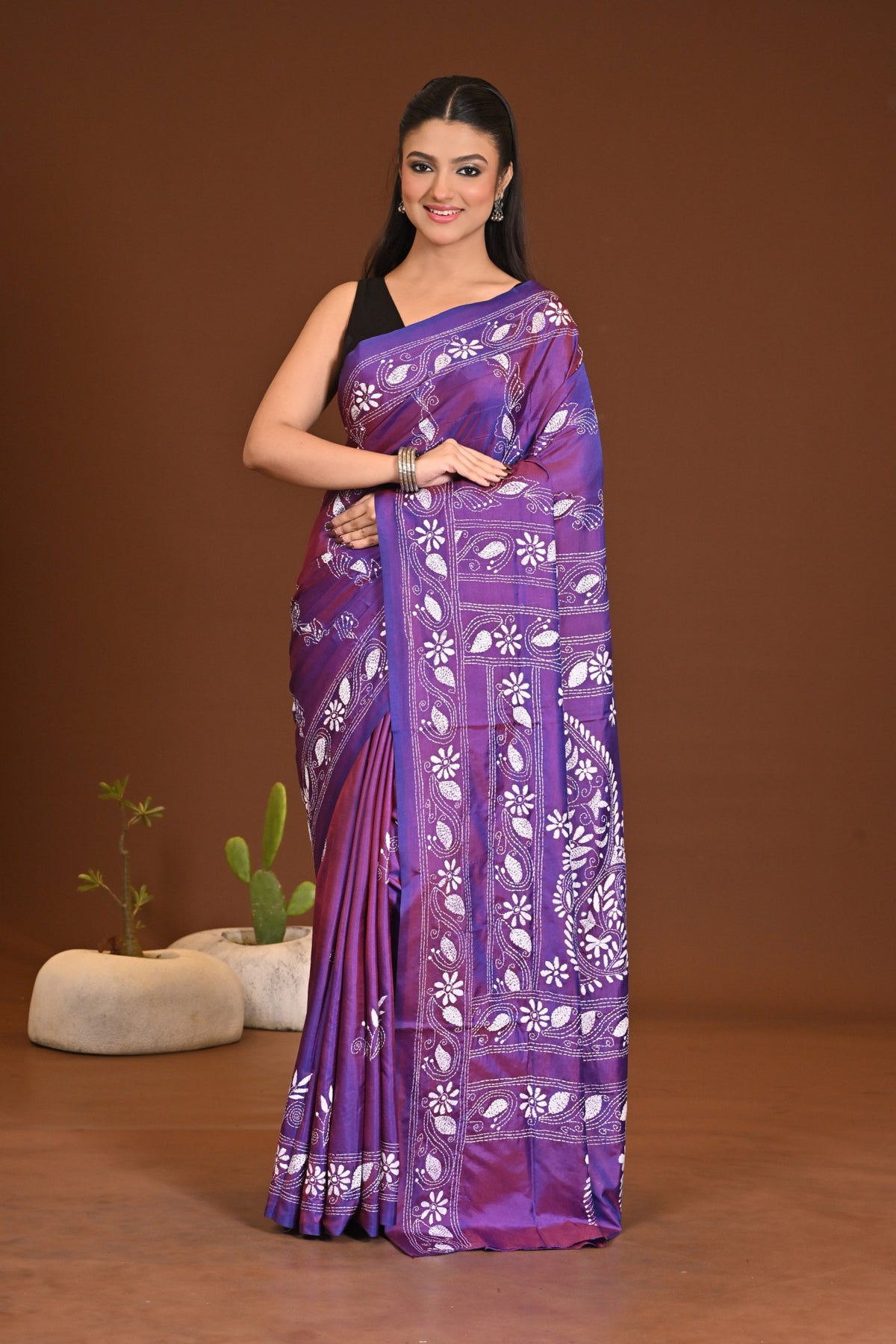 BLENDED SILK KANTHA SAREE