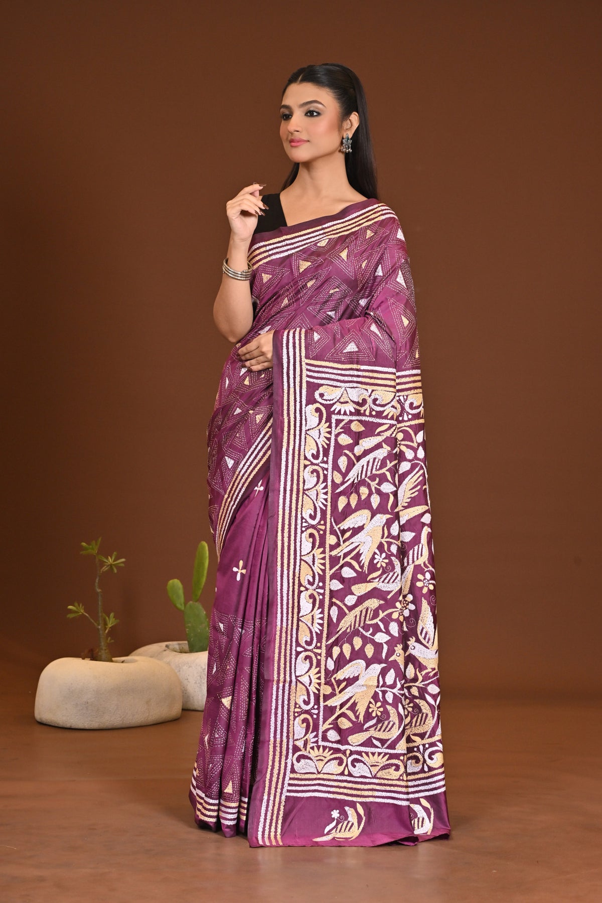 BLENDED SILK KANTHA SAREE