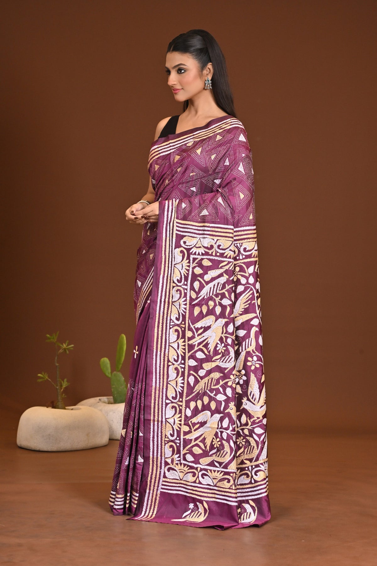 BLENDED SILK KANTHA SAREE
