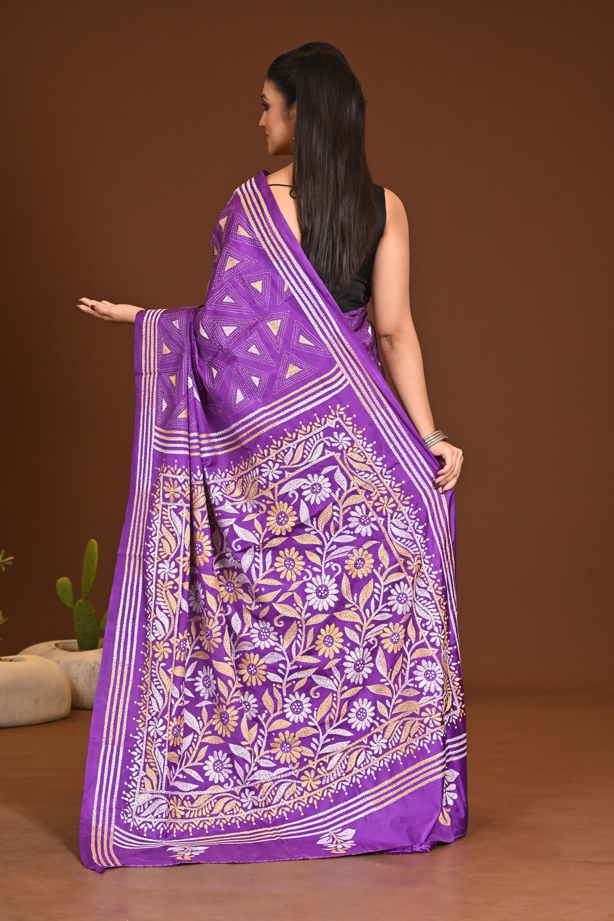 BLENDED SILK KANTHA SAREE