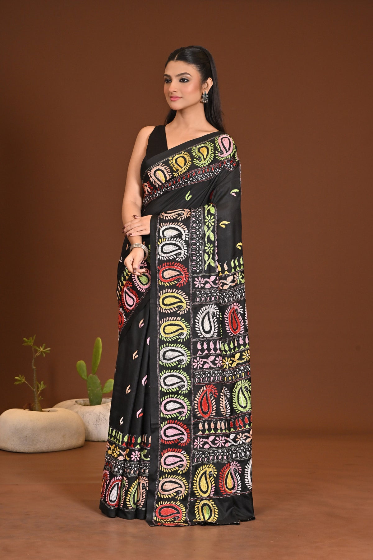 BLENDED SILK KANTHA SAREE