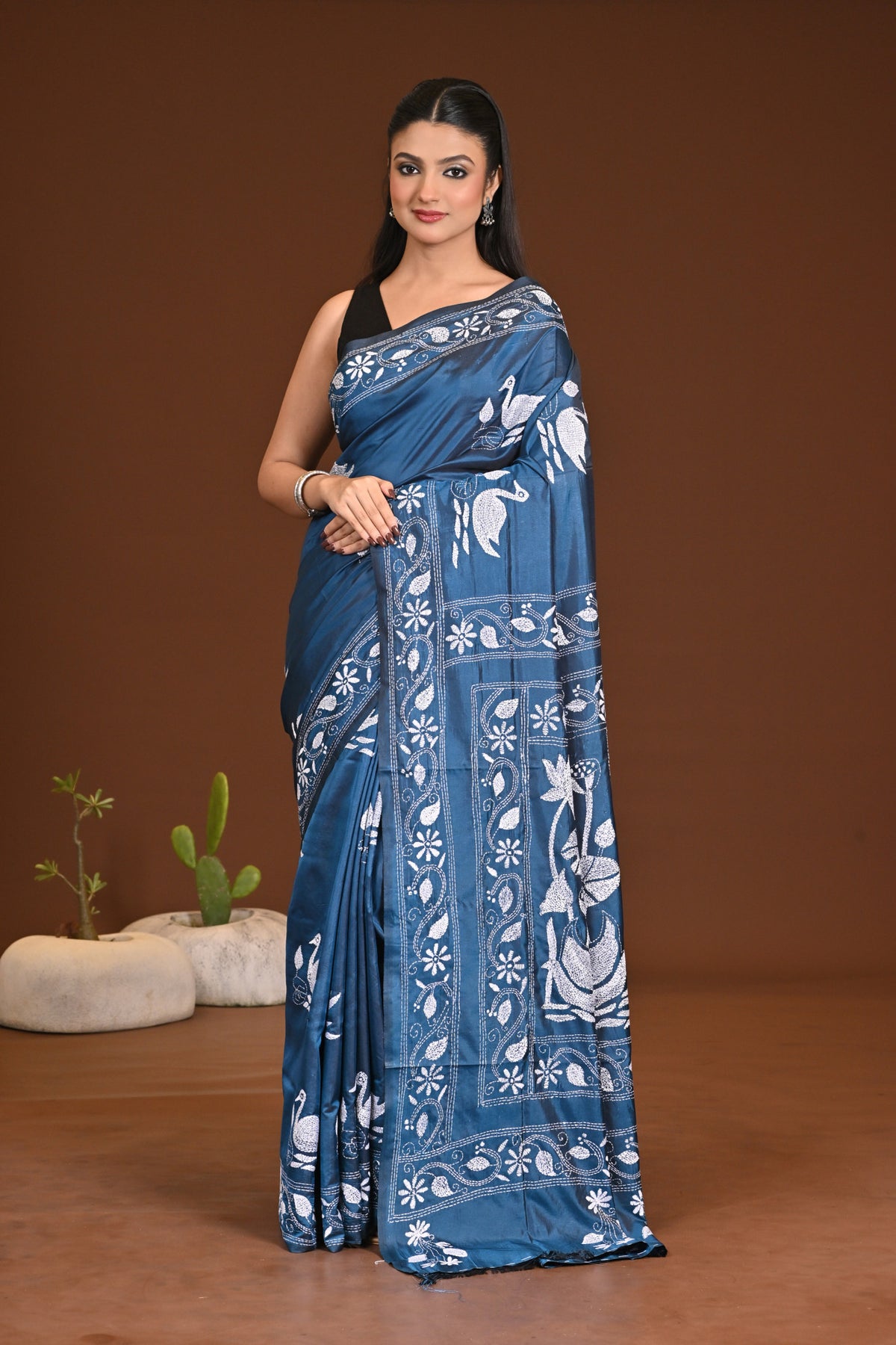 BLENDED SILK KANTHA SAREE