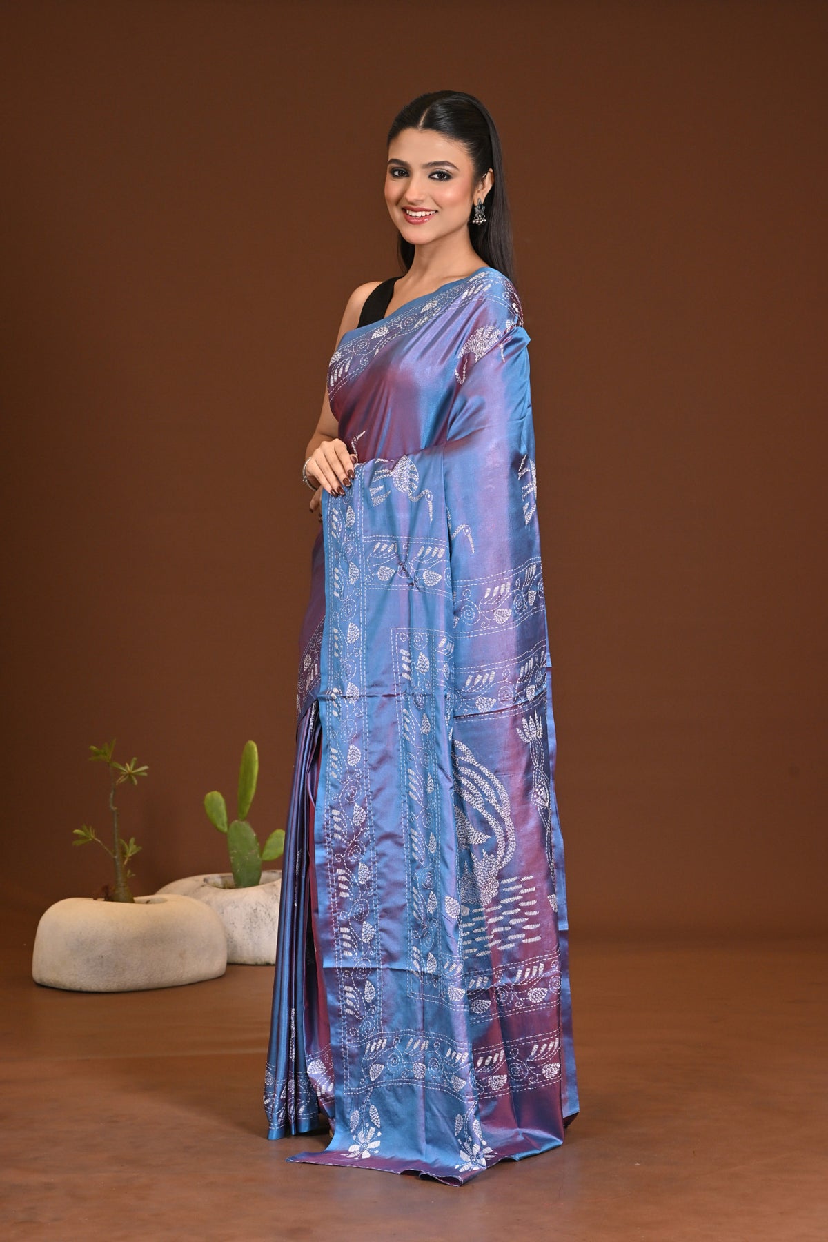 BLENDED SILK KANTHA SAREE
