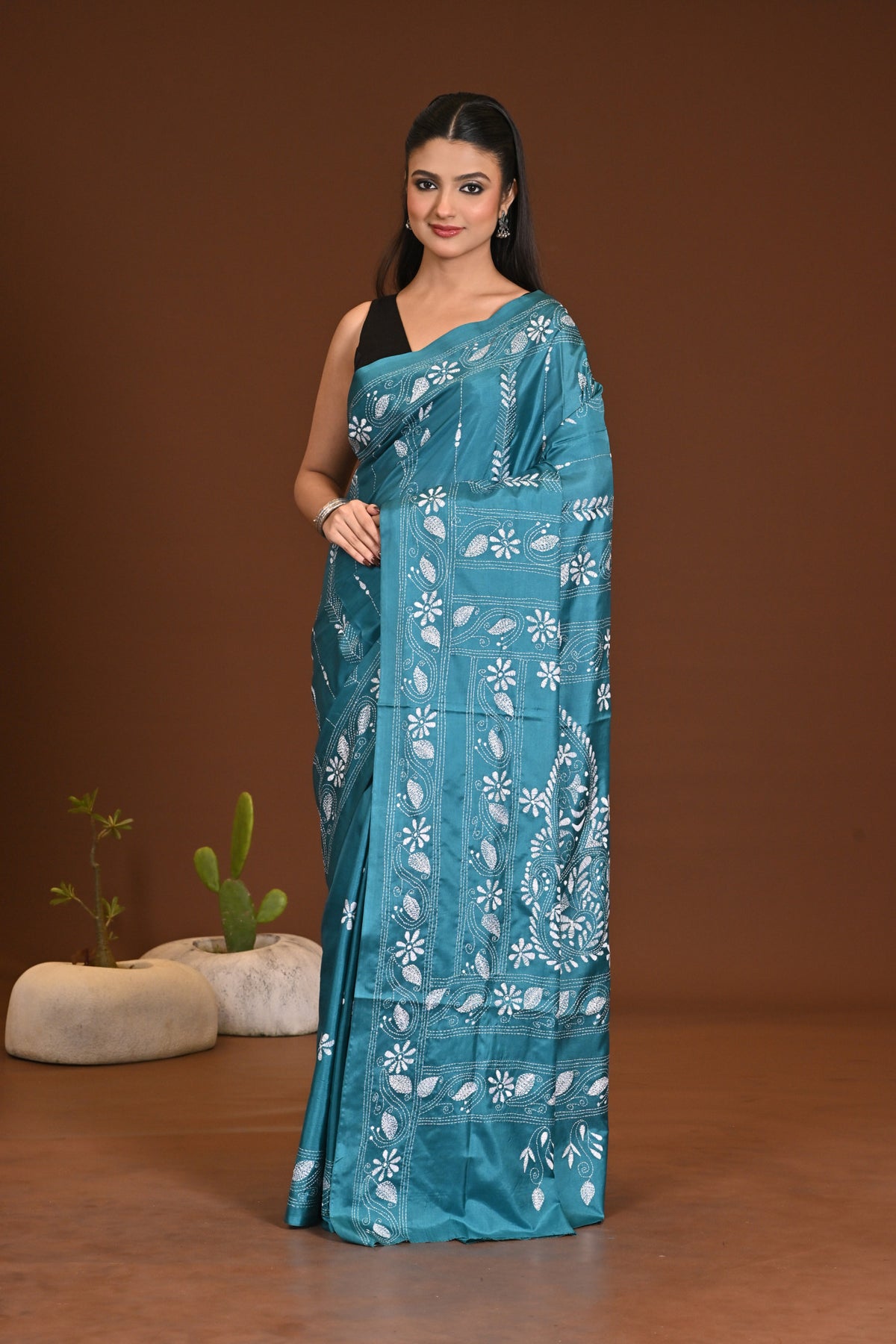 BLENDED SILK KANTHA SAREE