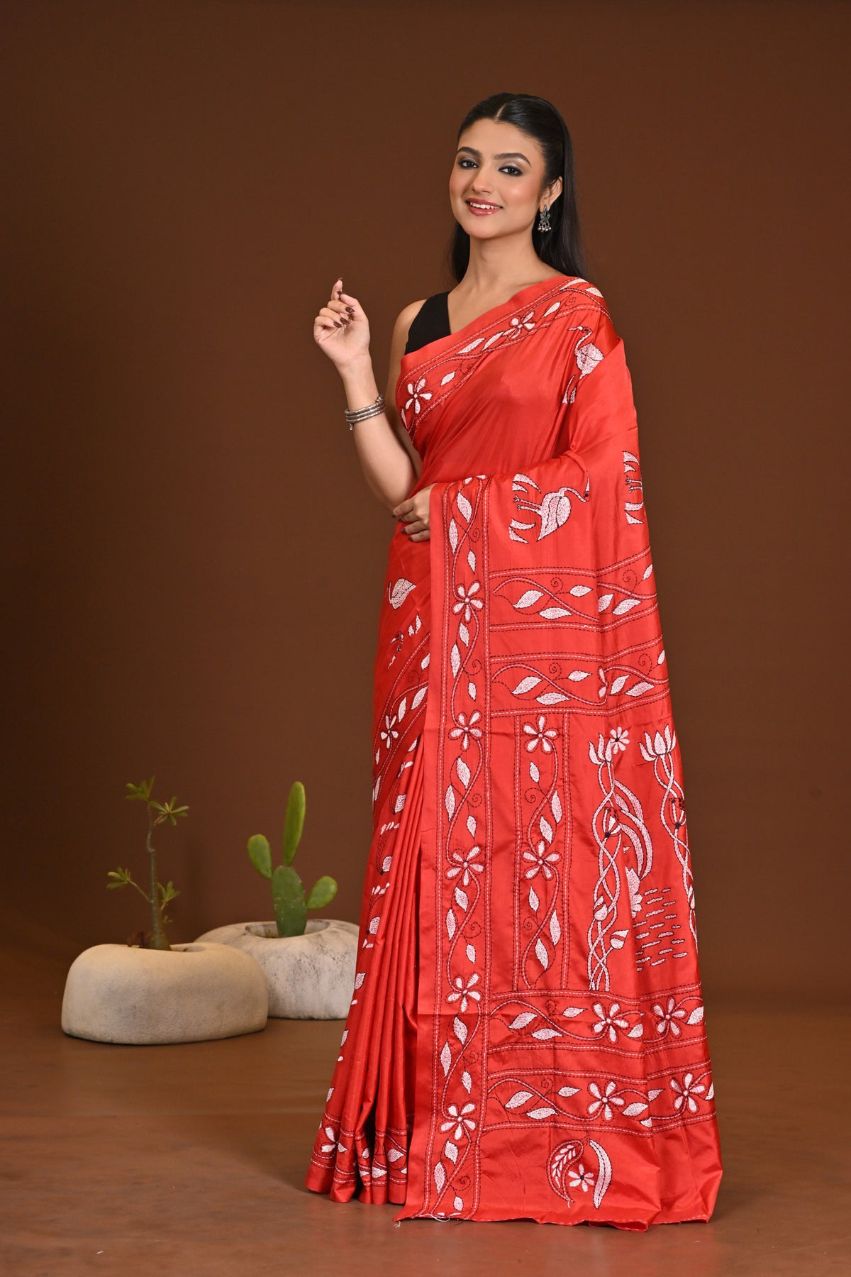 BLENDED SILK KANTHA SAREE
