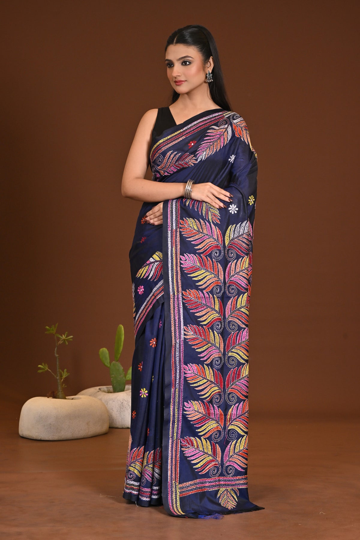 BLENDED SILK KANTHA SAREE