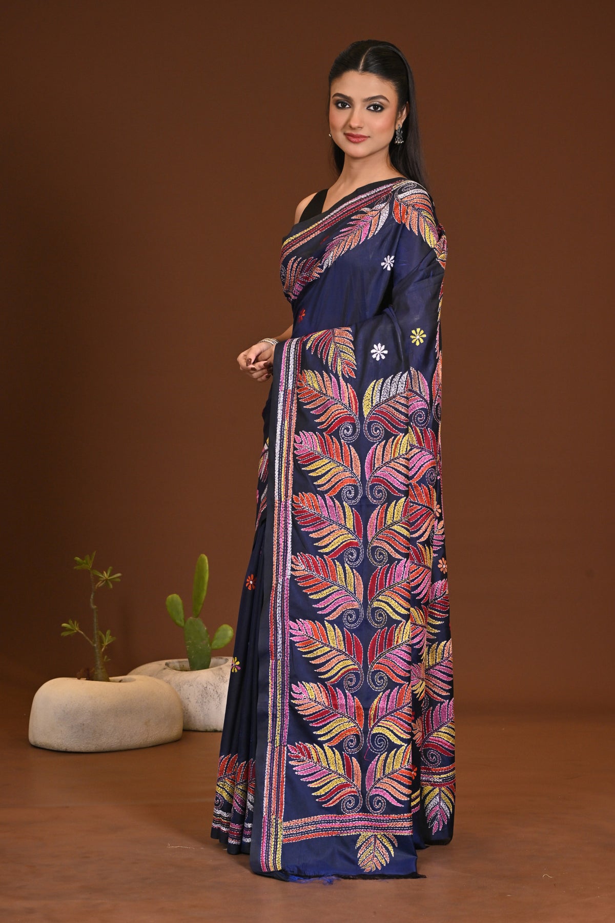 BLENDED SILK KANTHA SAREE