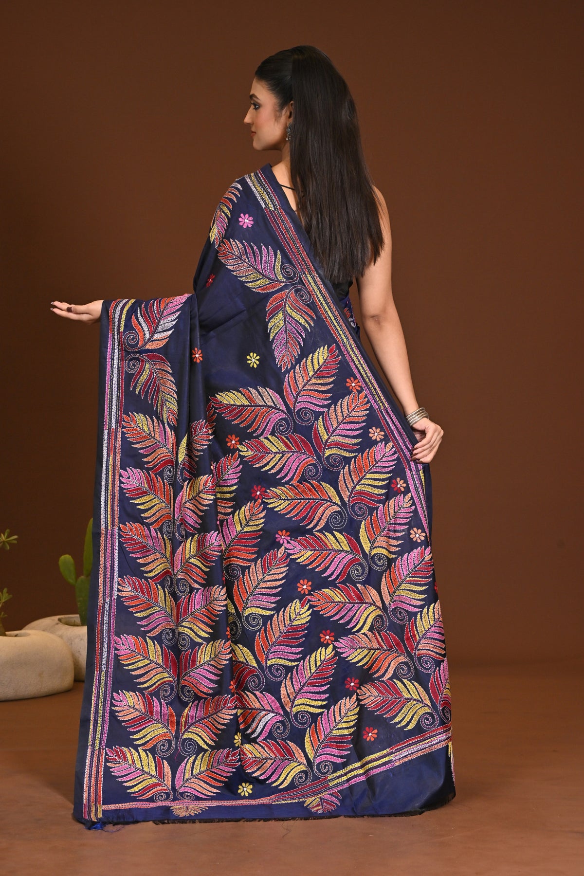 BLENDED SILK KANTHA SAREE