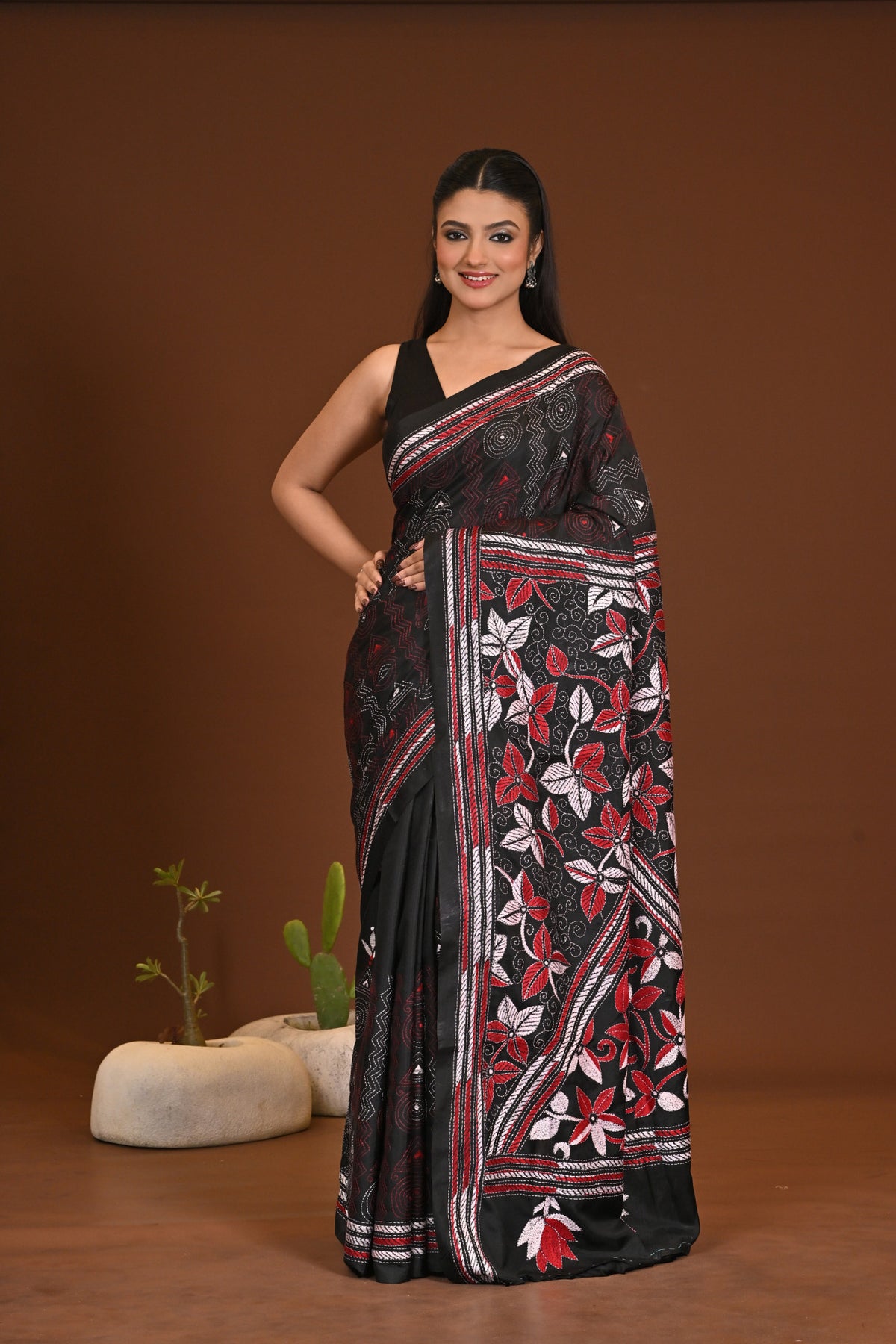 BLENDED SILK KANTHA SAREE