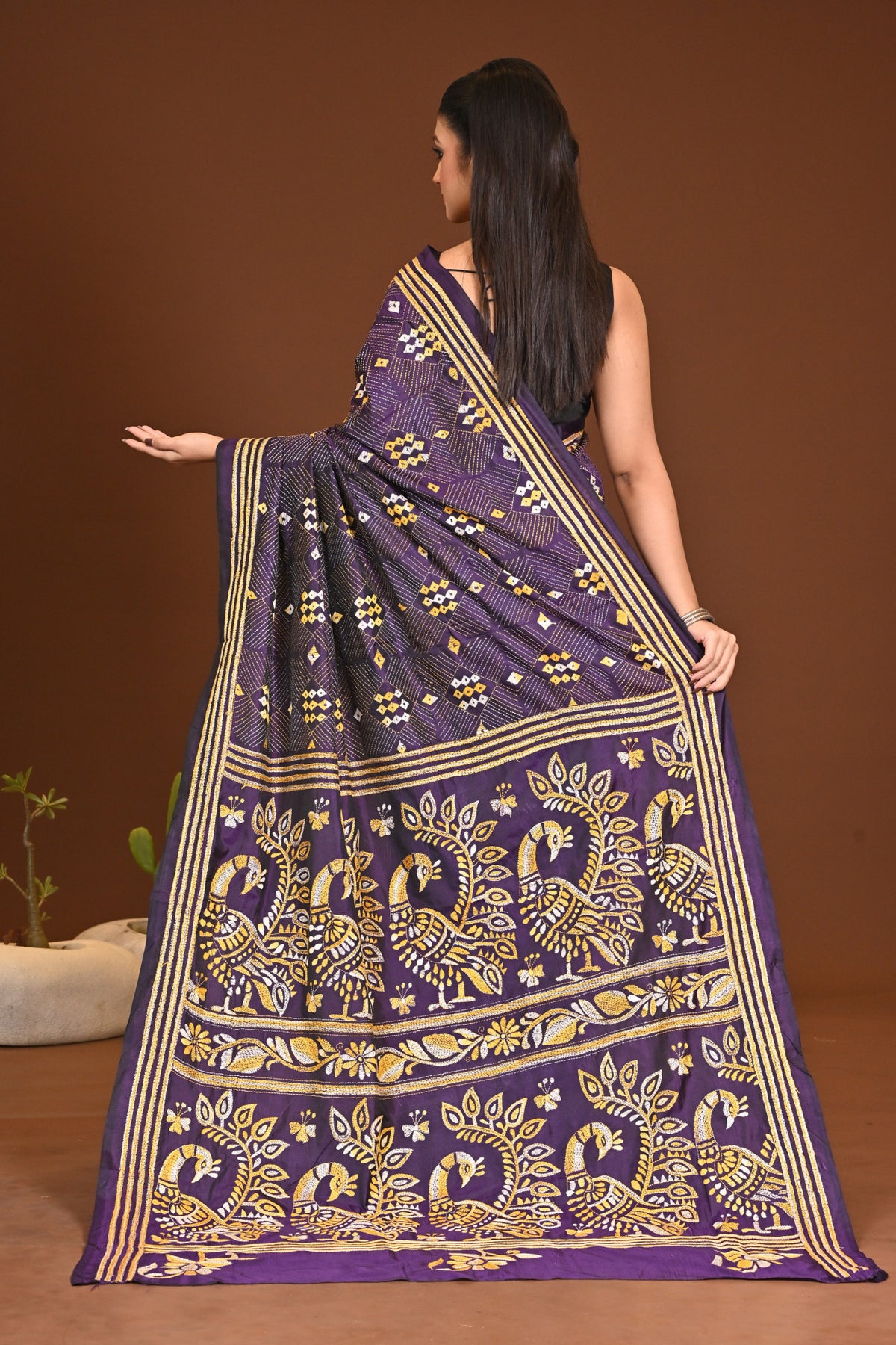 BLENDED SILK KANTHA SAREE