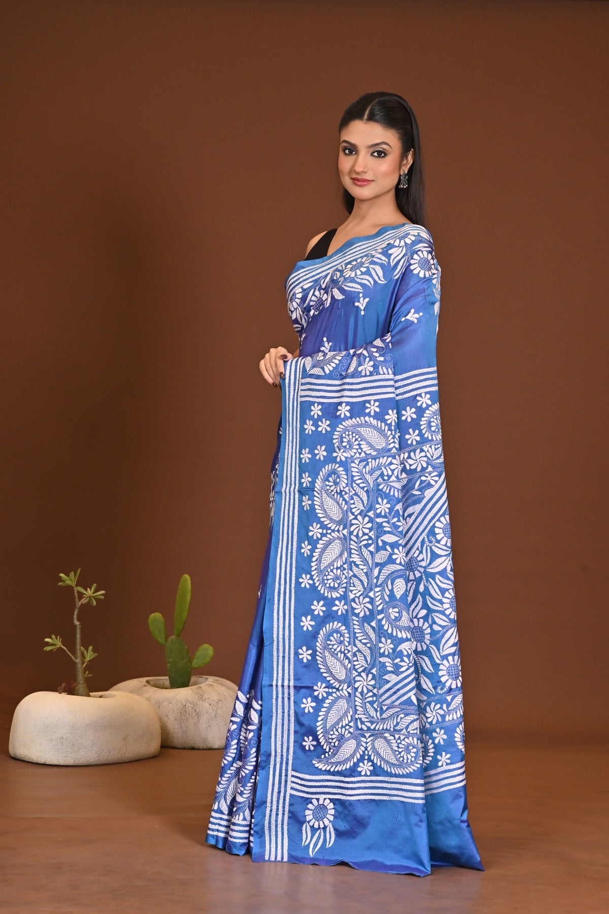 BLENDED SILK KANTHA SAREE