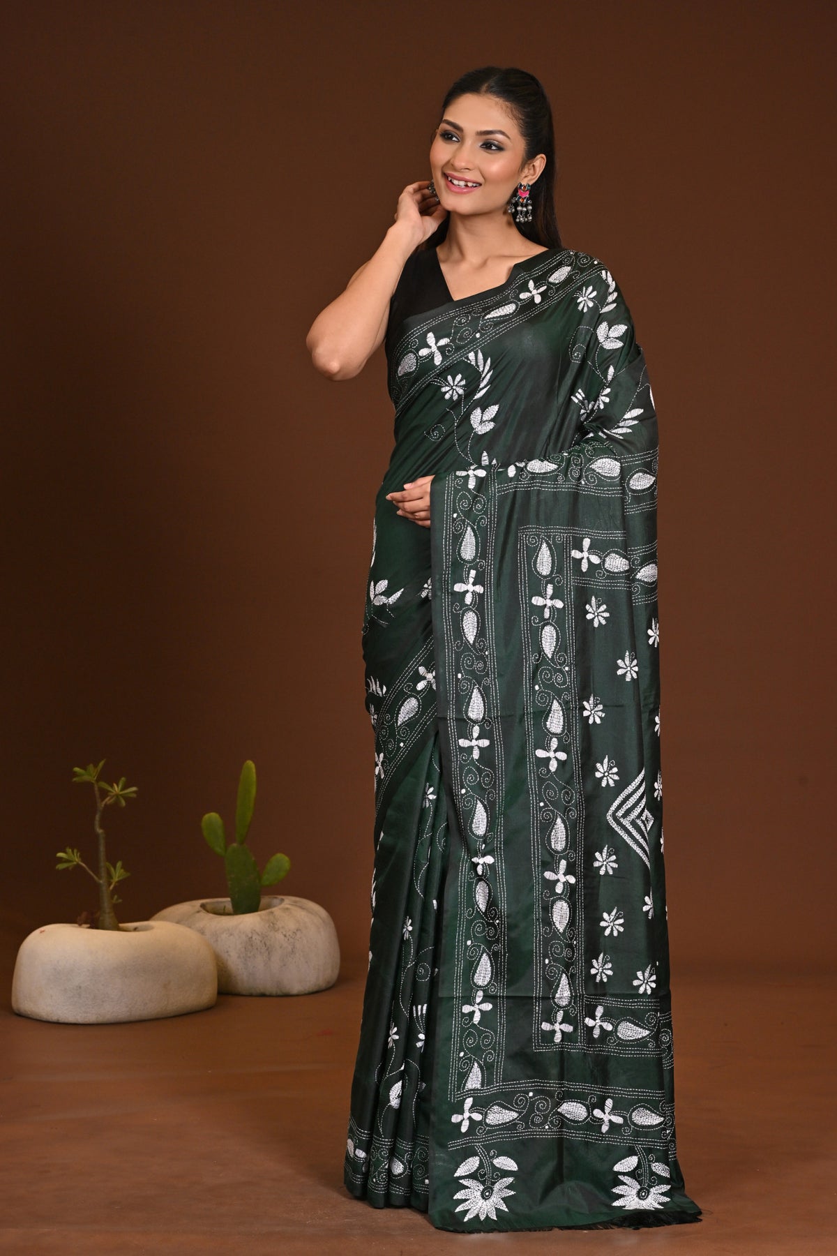 BLENDED SILK KANTHA SAREE
