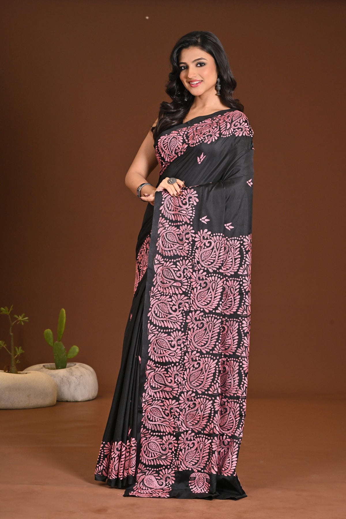 BLENDED SILK KANTHA SAREE