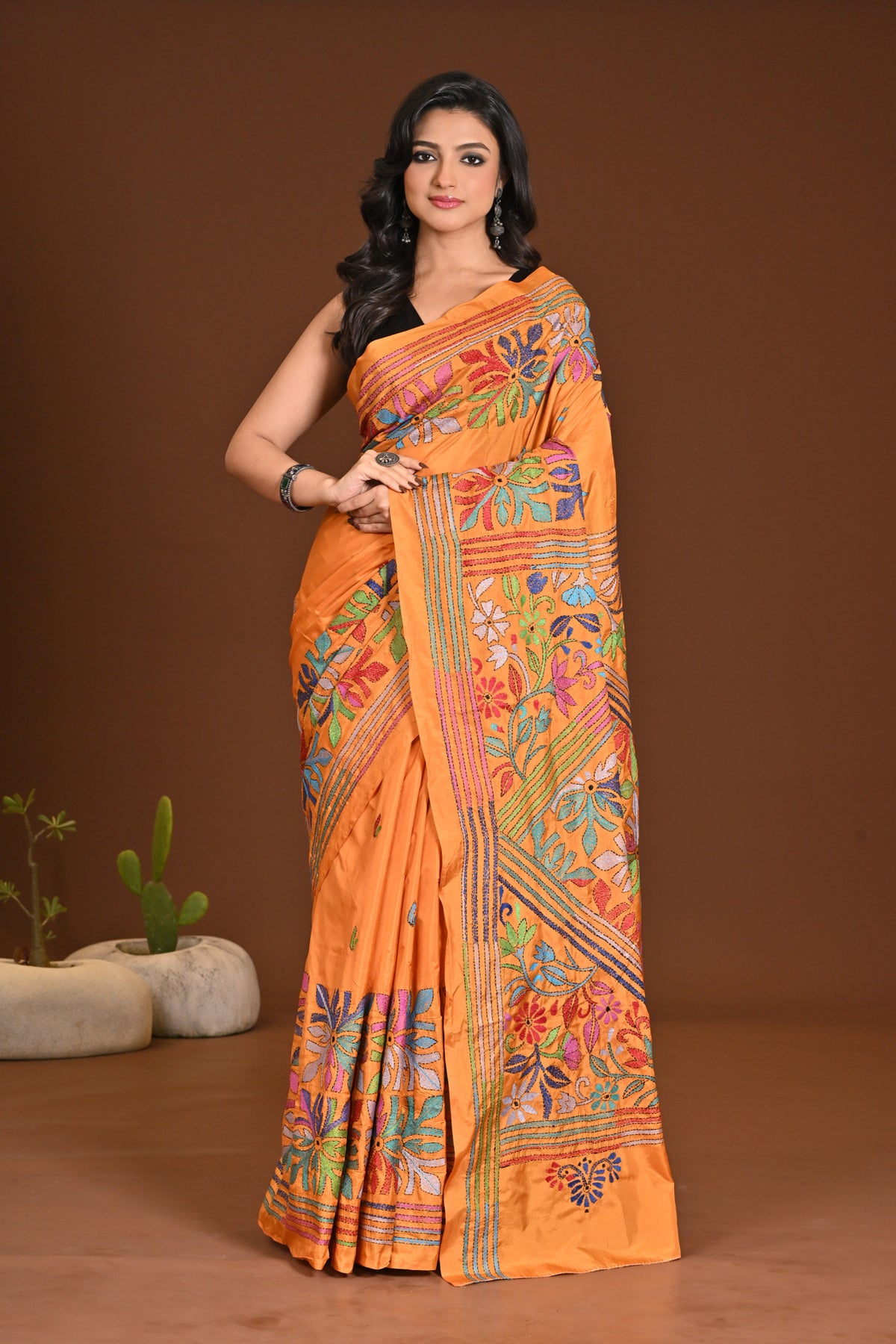 BLENDED SILK KANTHA SAREE
