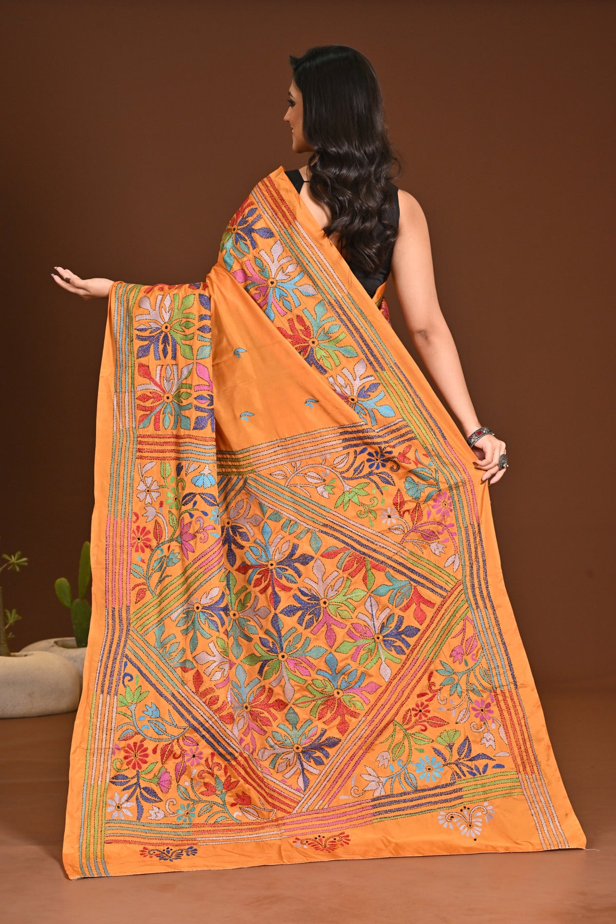 BLENDED SILK KANTHA SAREE