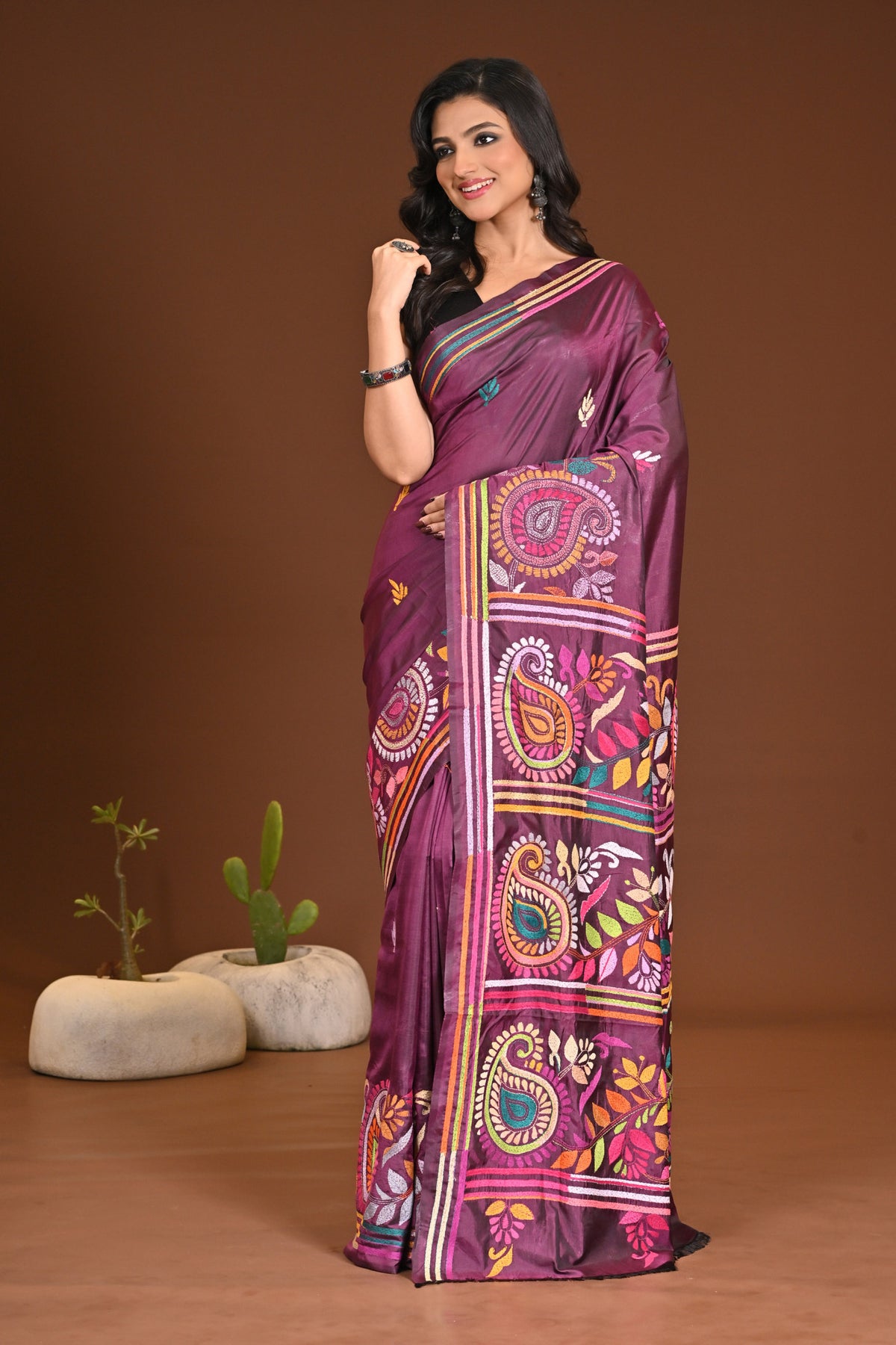 BLENDED SILK KANTHA SAREE